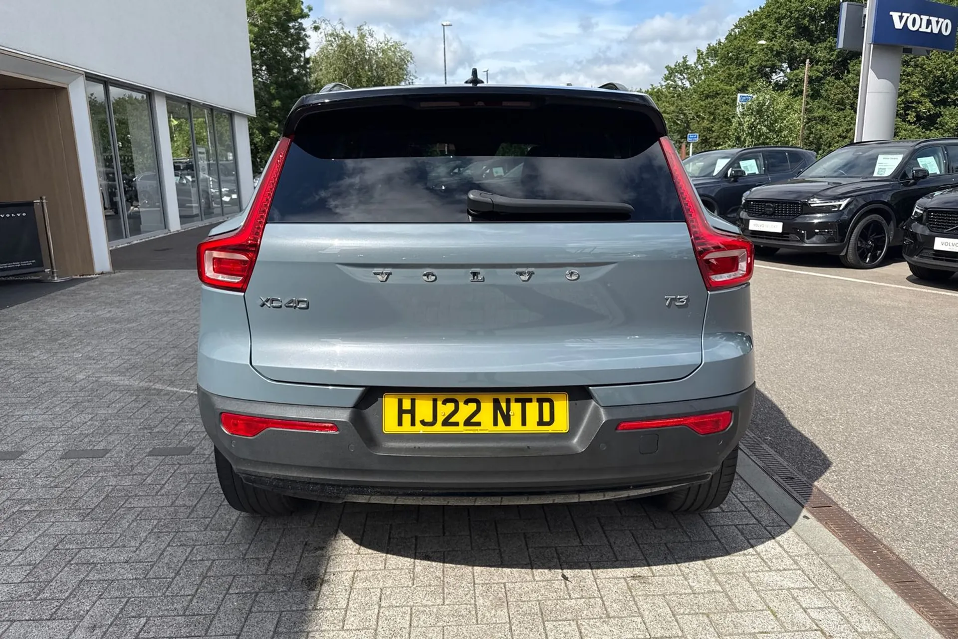 Volvo XC40 thumbnail image number 9