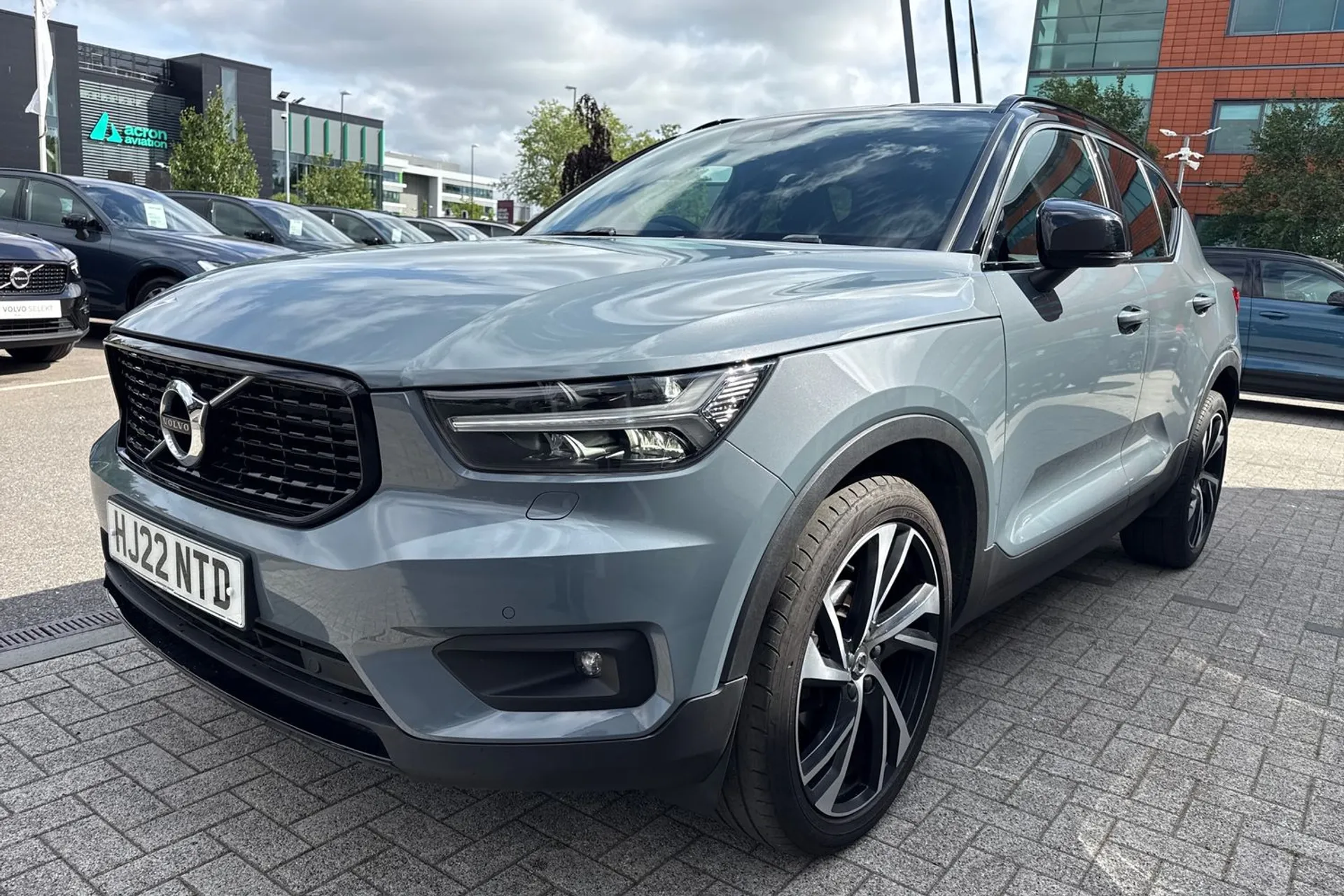 Volvo XC40 thumbnail image number 12
