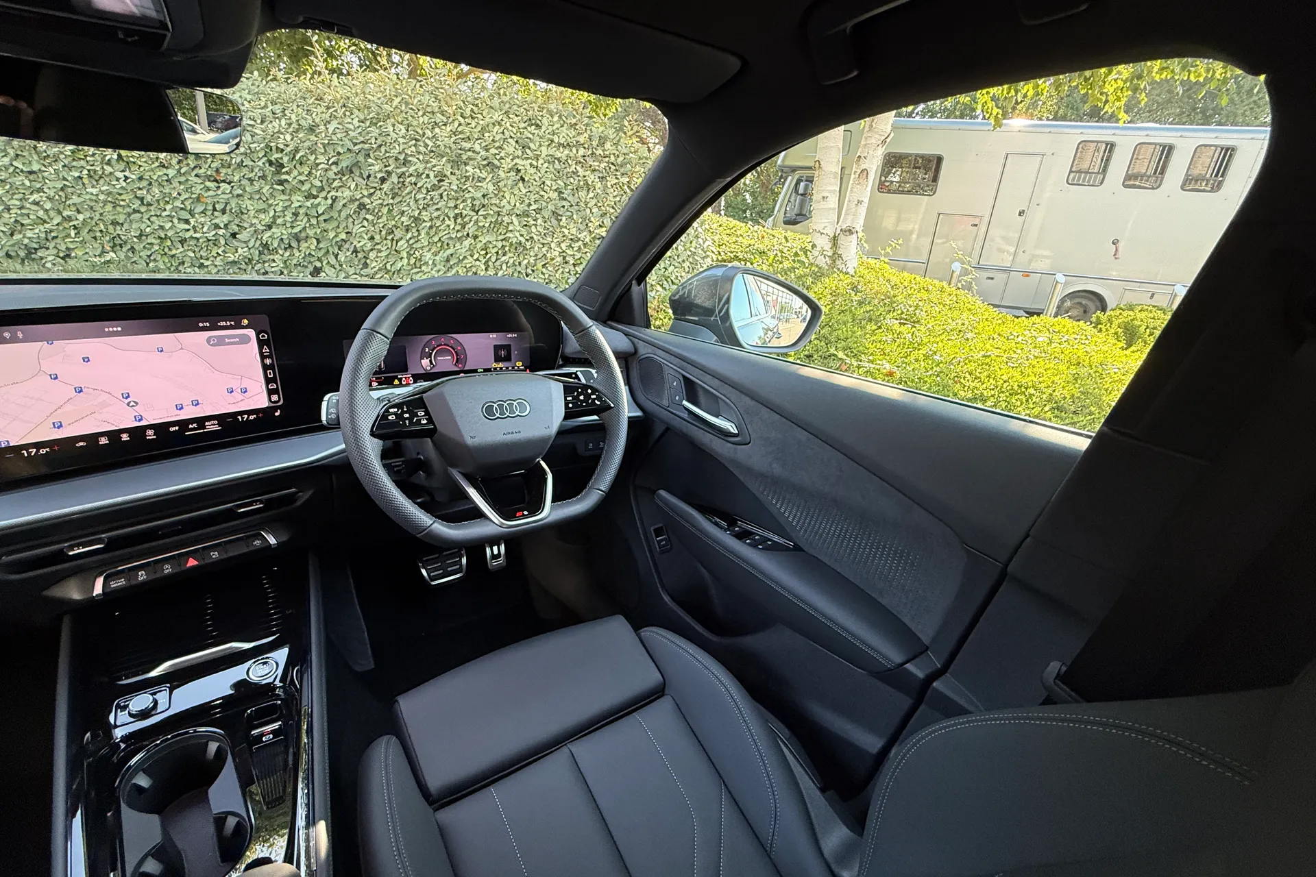 Audi Q3 thumbnail image number 53