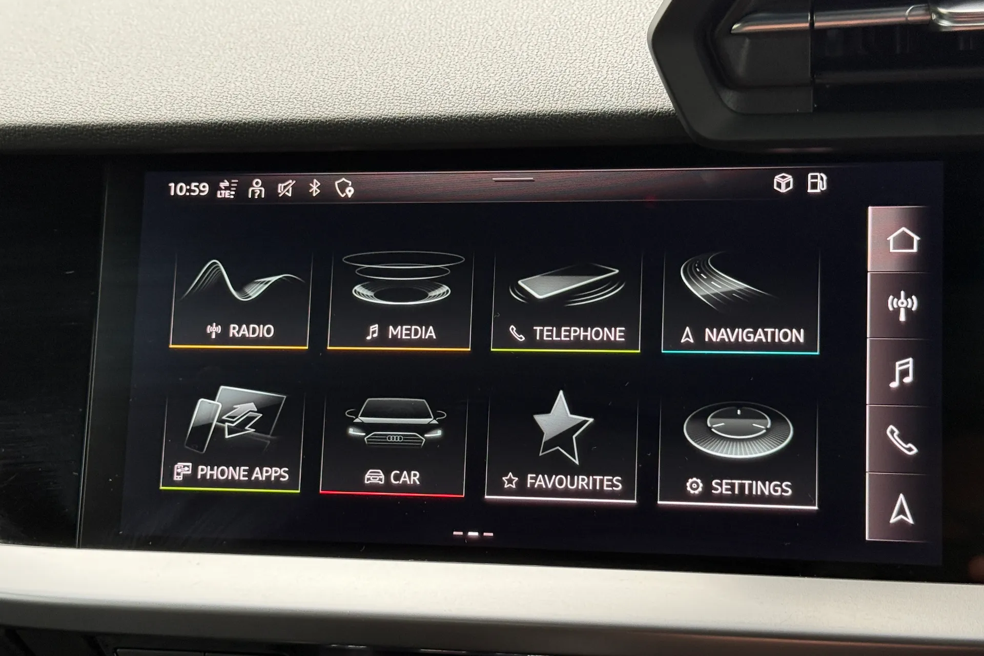 Audi A3 thumbnail image number 21