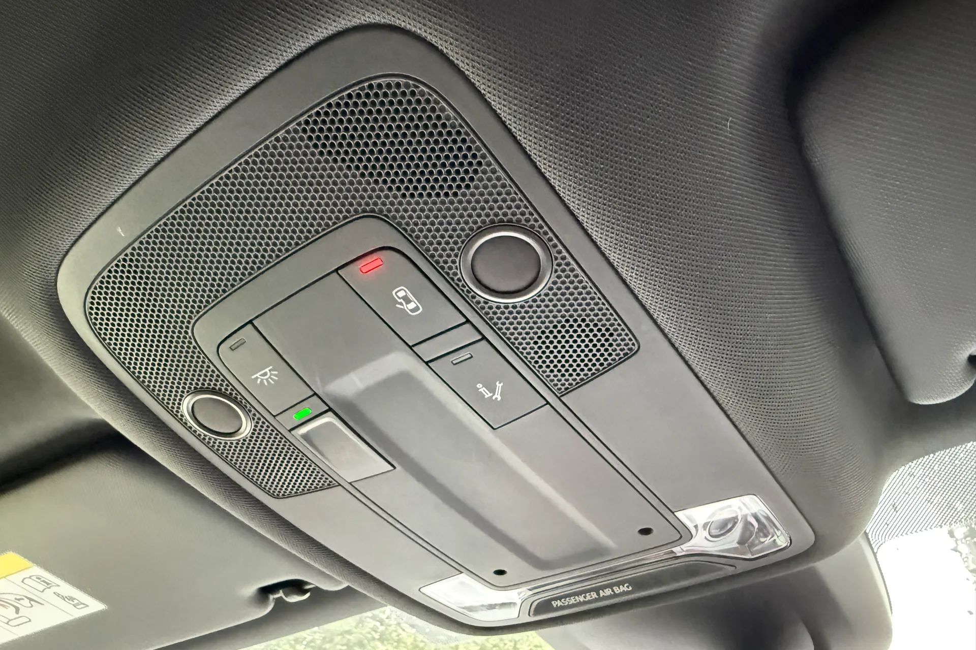 Audi A3 thumbnail image number 31