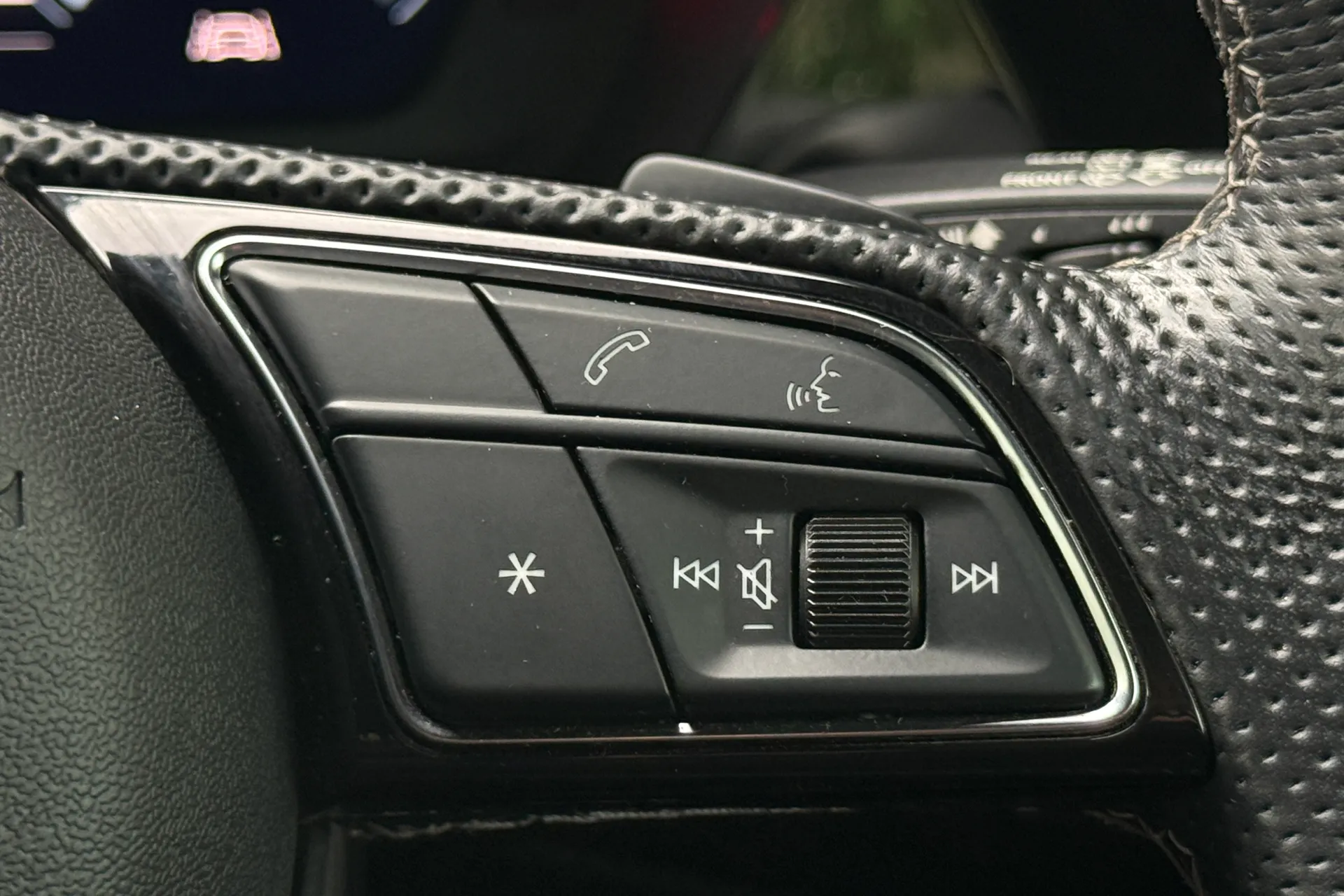 Audi A3 thumbnail image number 16