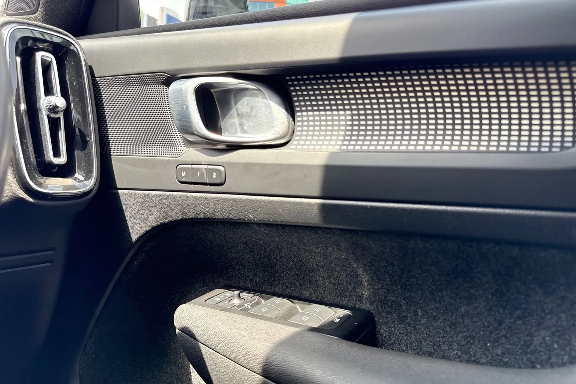 Volvo XC40 thumbnail image number 41