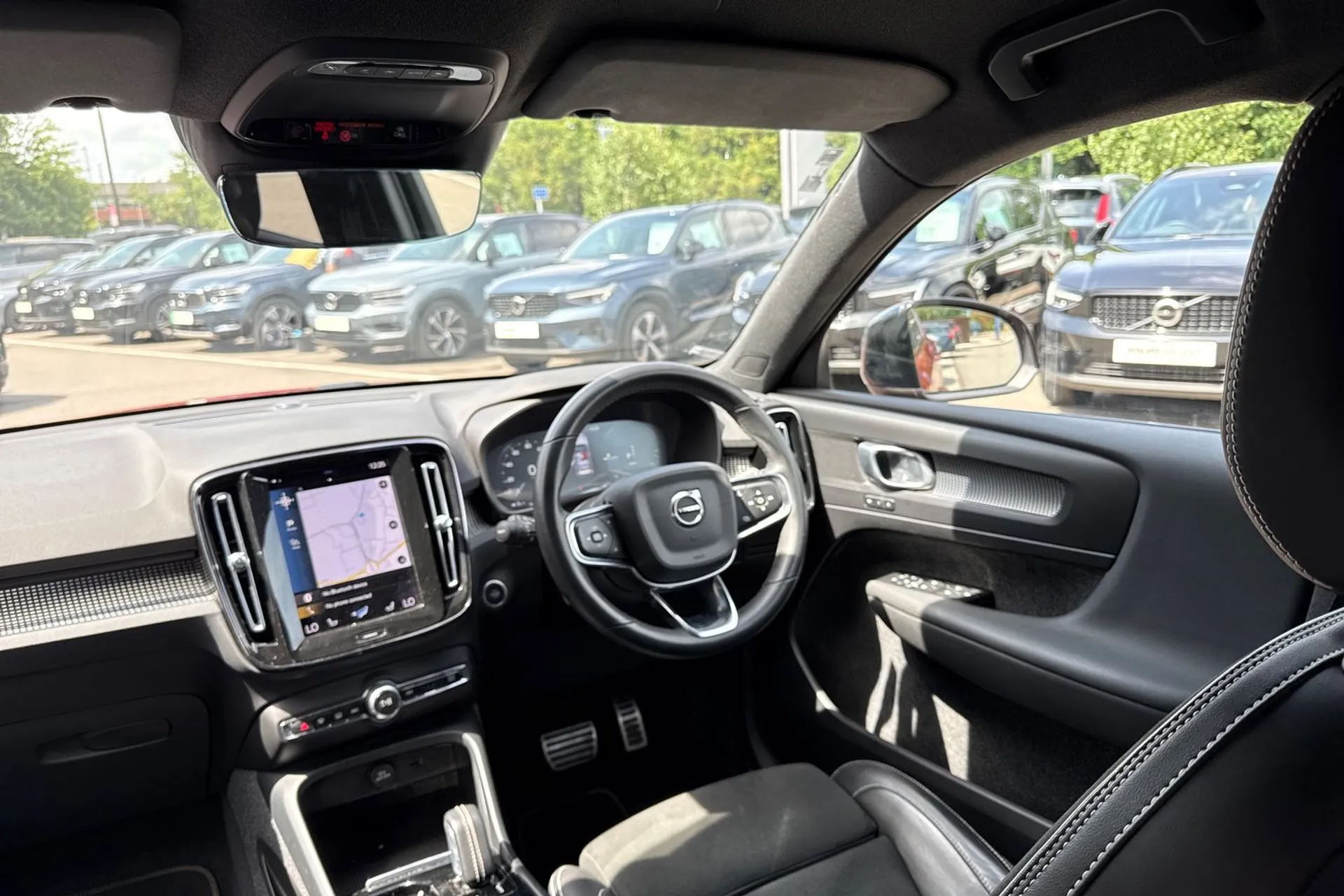Volvo XC40 thumbnail image number 34