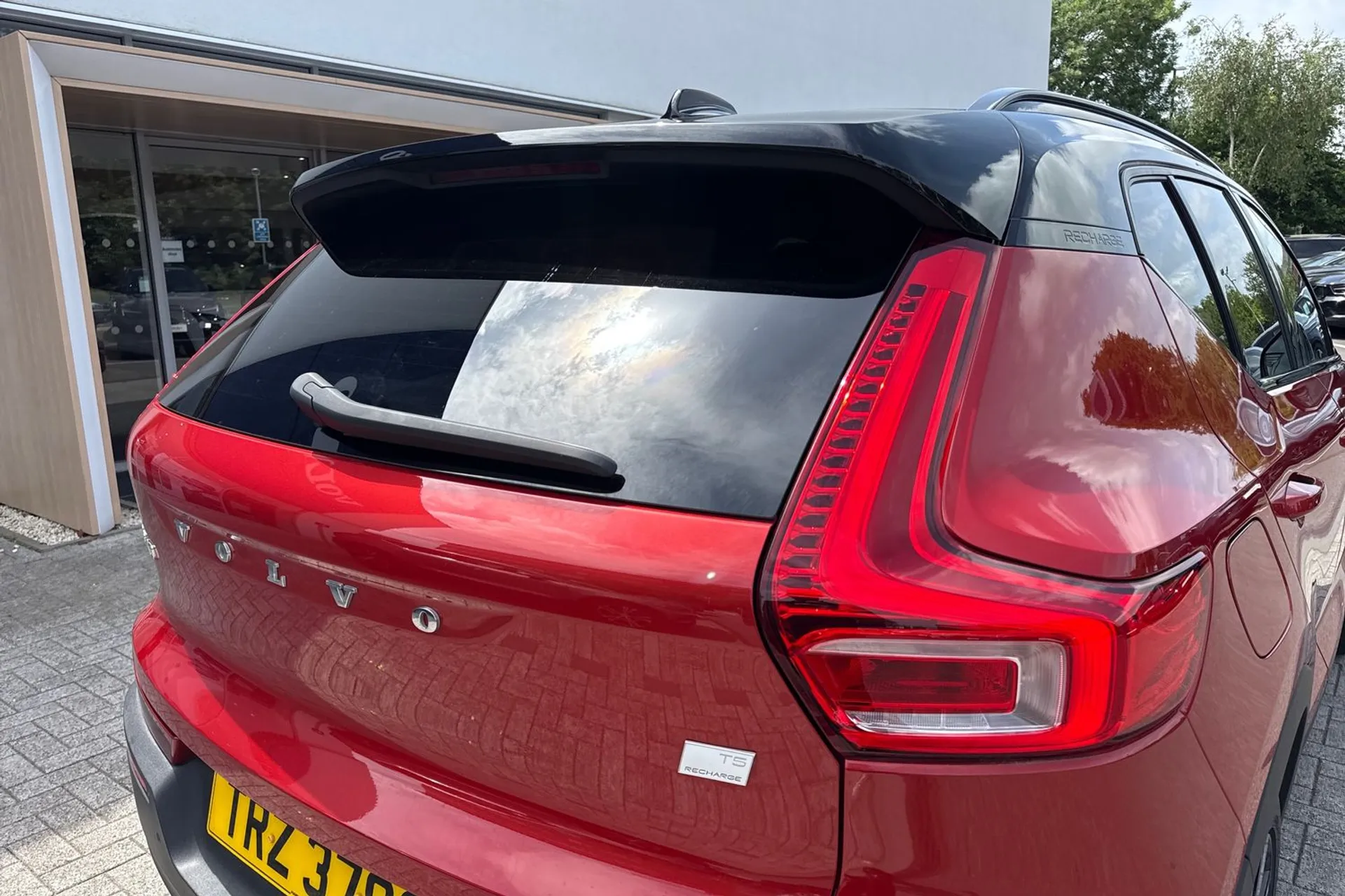 Volvo XC40 thumbnail image number 17