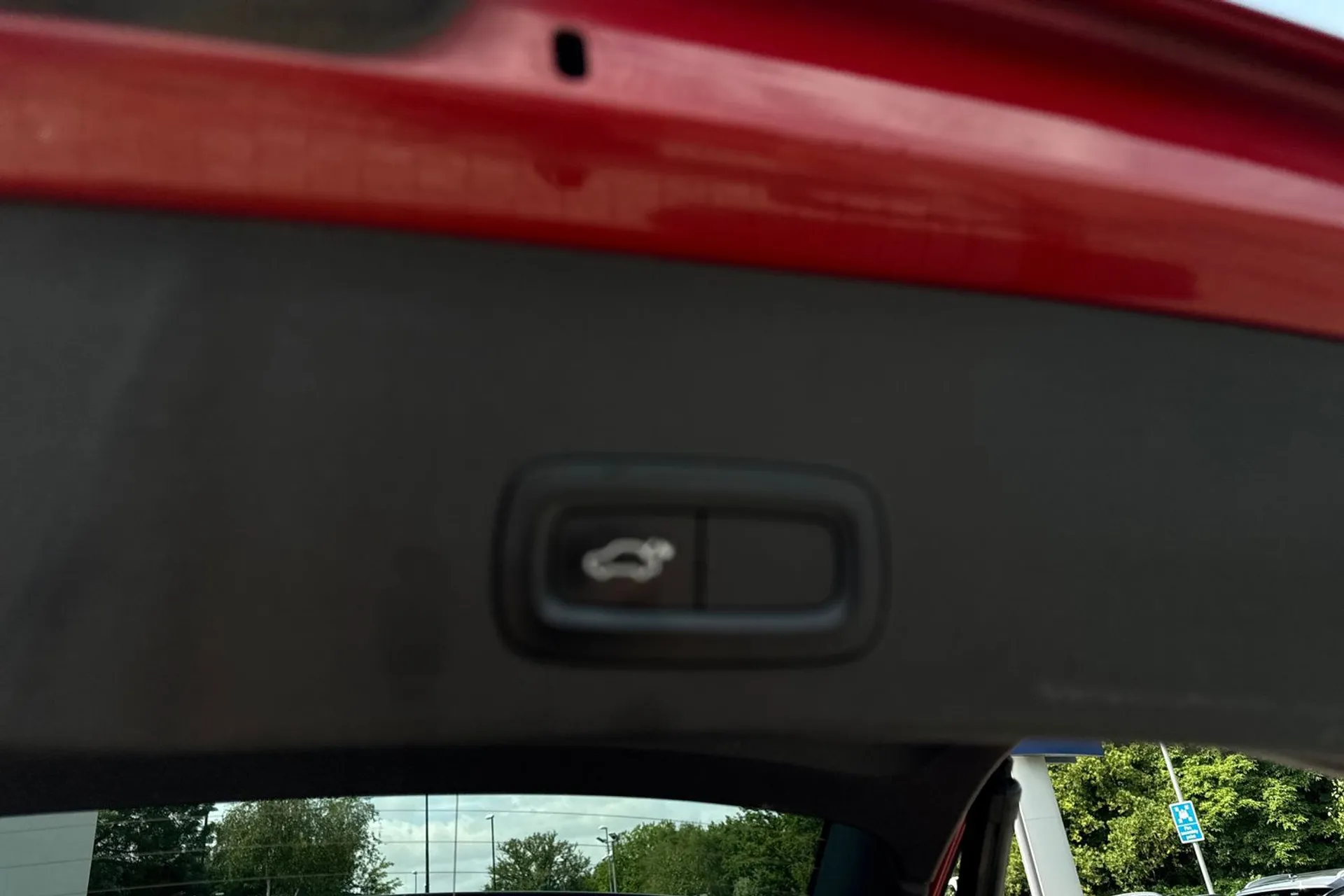 Volvo XC40 thumbnail image number 22