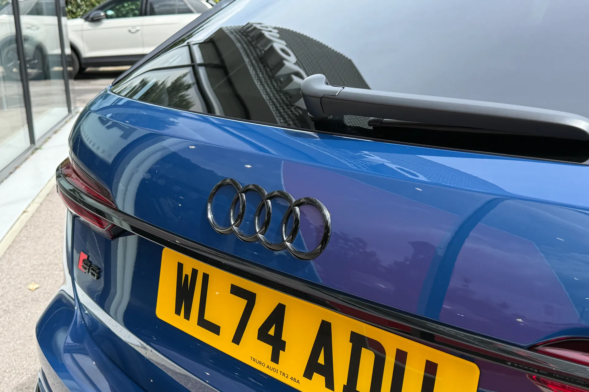 Audi A6 thumbnail image number 33