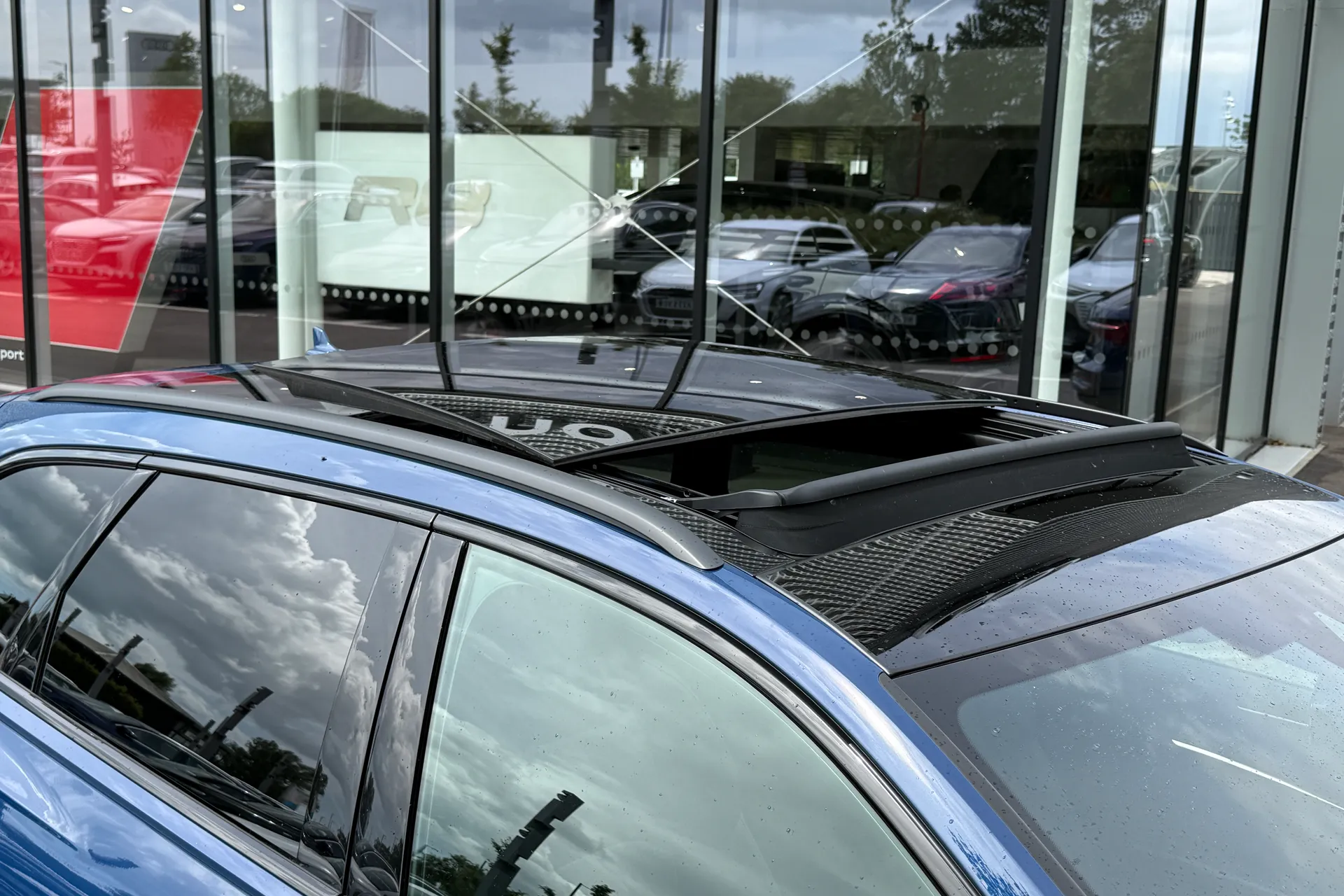 Audi A6 thumbnail image number 43