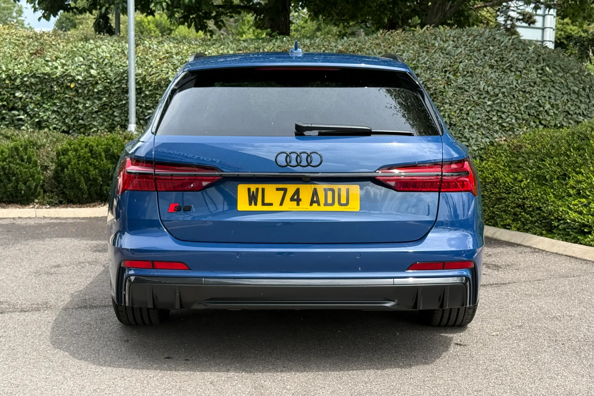 Audi A6 thumbnail image number 24