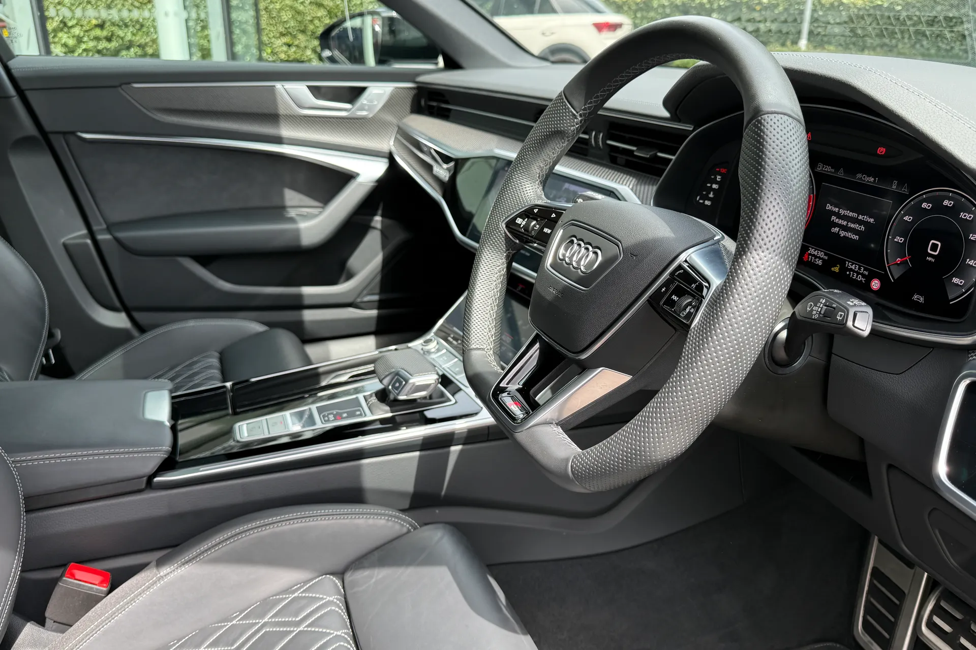 Audi A6 thumbnail image number 13