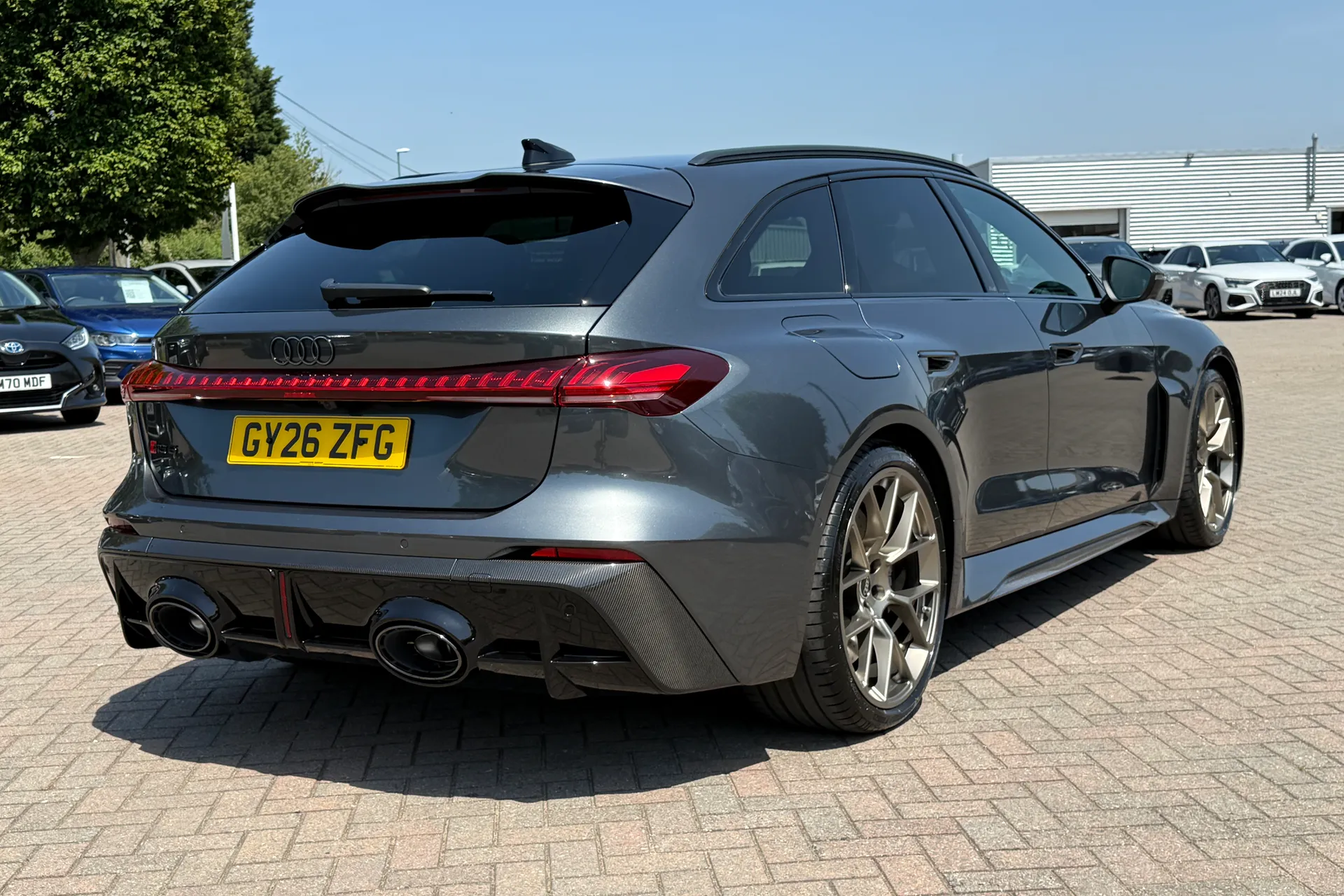 Audi RS5 thumbnail image number 38