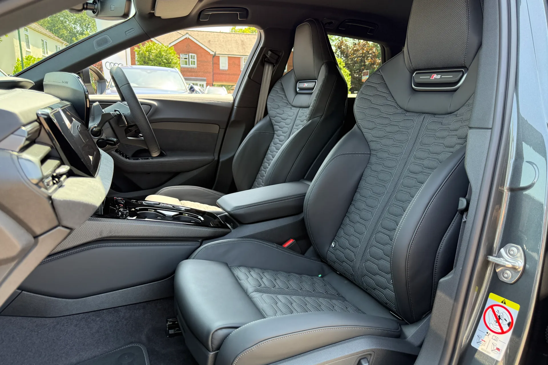 Audi RS5 thumbnail image number 36