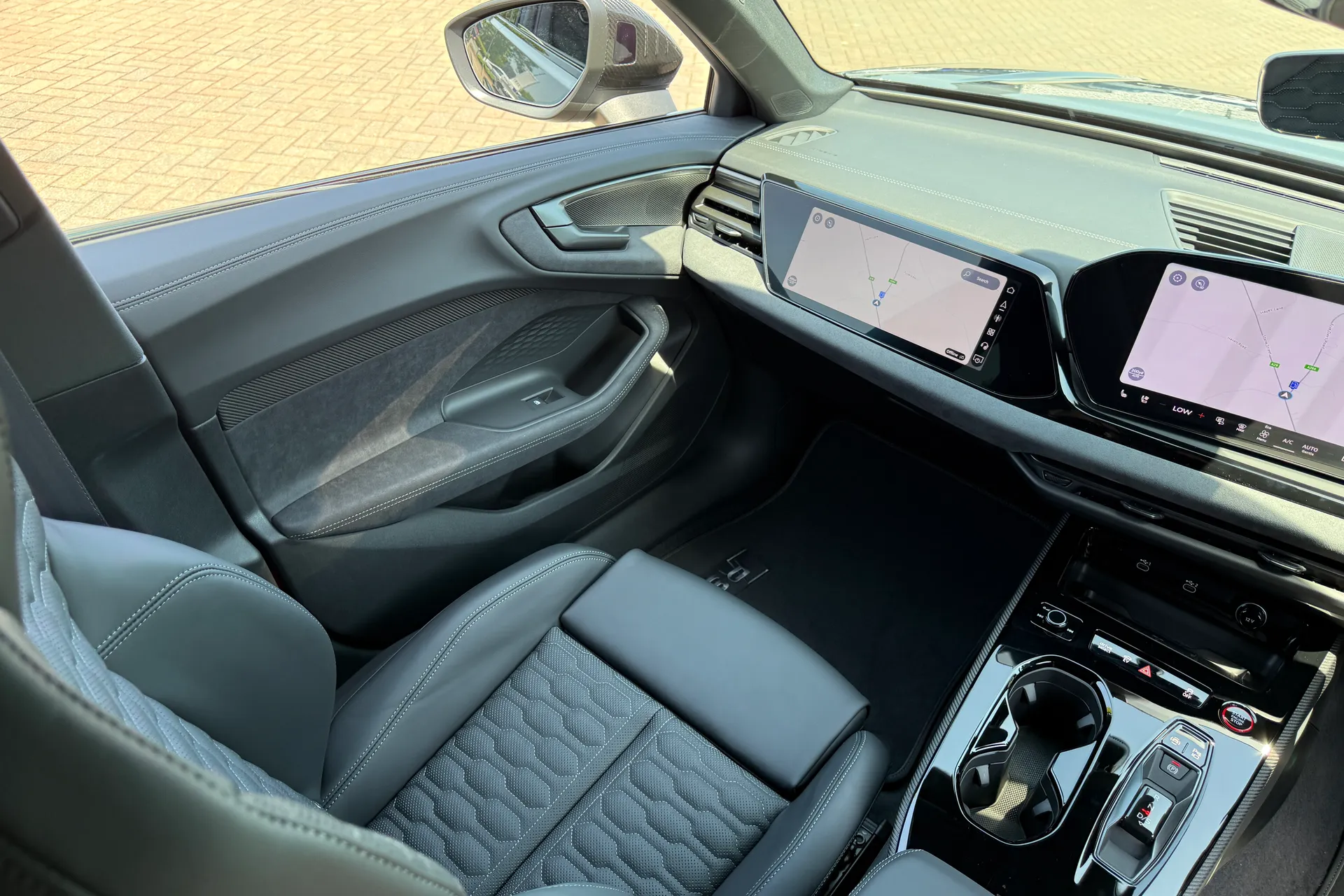 Audi RS5 thumbnail image number 46