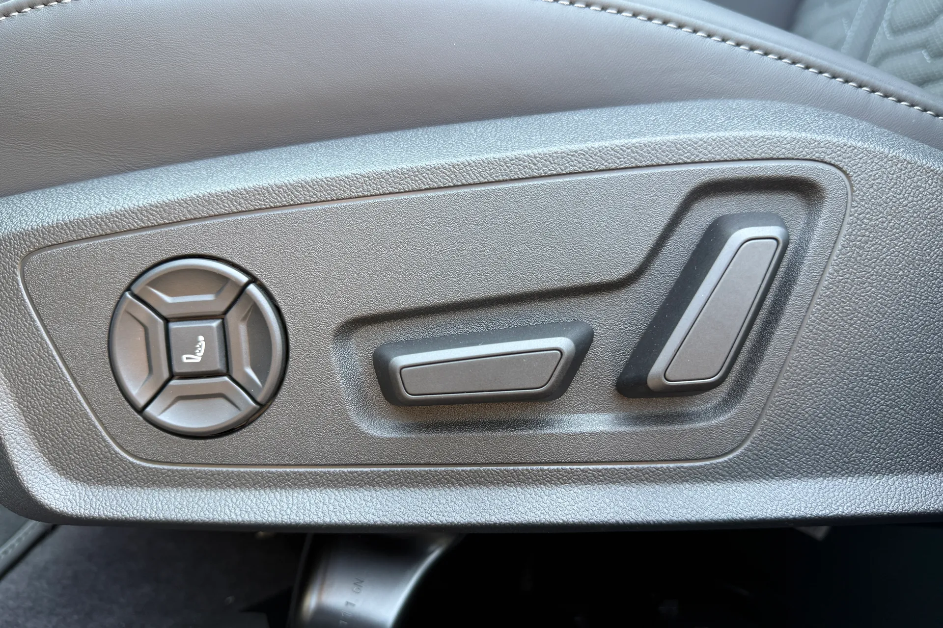 Audi RS5 thumbnail image number 22