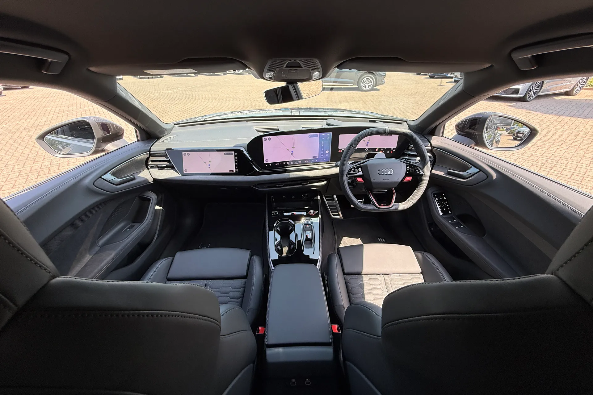 Audi RS5 thumbnail image number 3