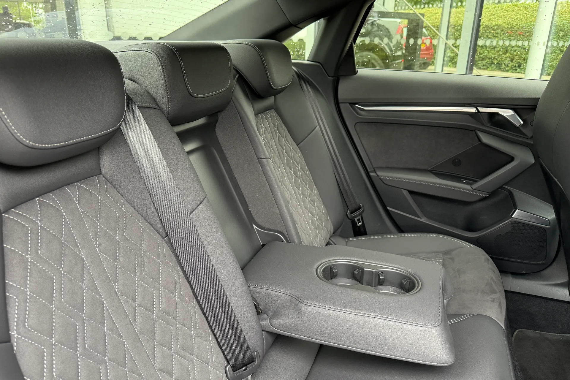 Audi A3 thumbnail image number 38