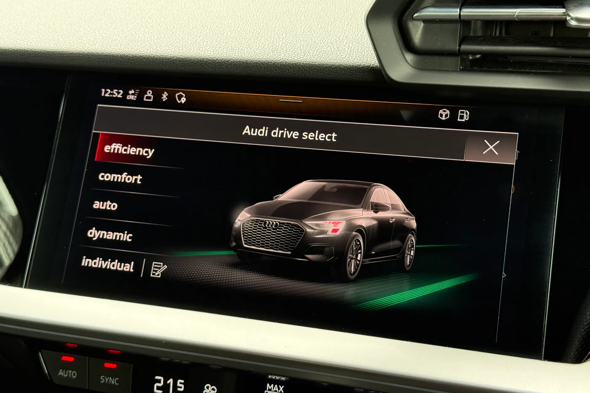 Audi A3 thumbnail image number 37