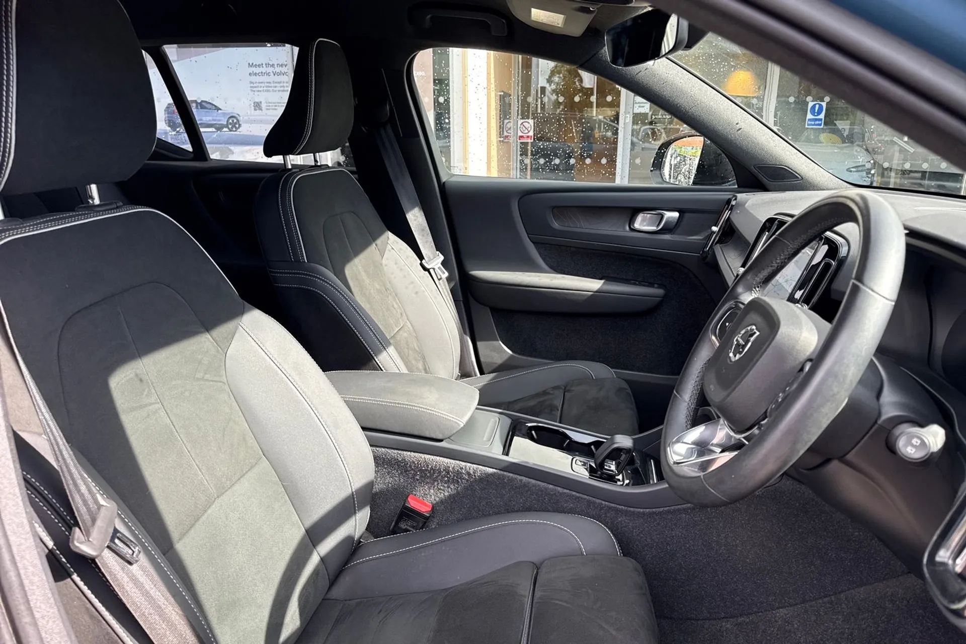 Volvo XC40 thumbnail image number 26