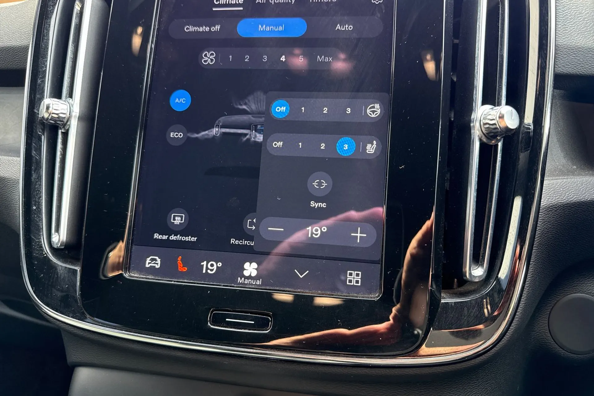 Volvo XC40 thumbnail image number 39