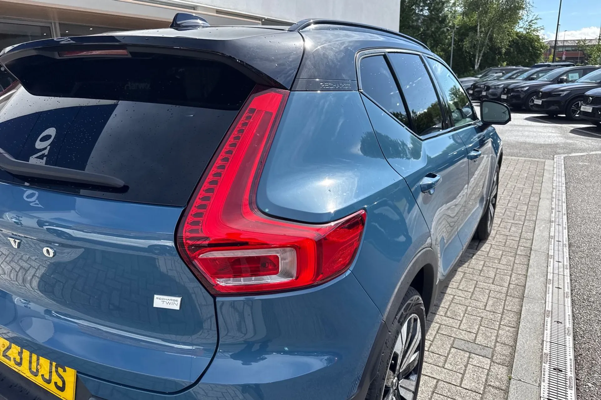 Volvo XC40 thumbnail image number 15