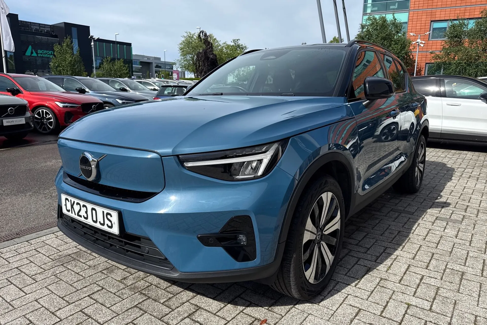 Volvo XC40 thumbnail image number 12