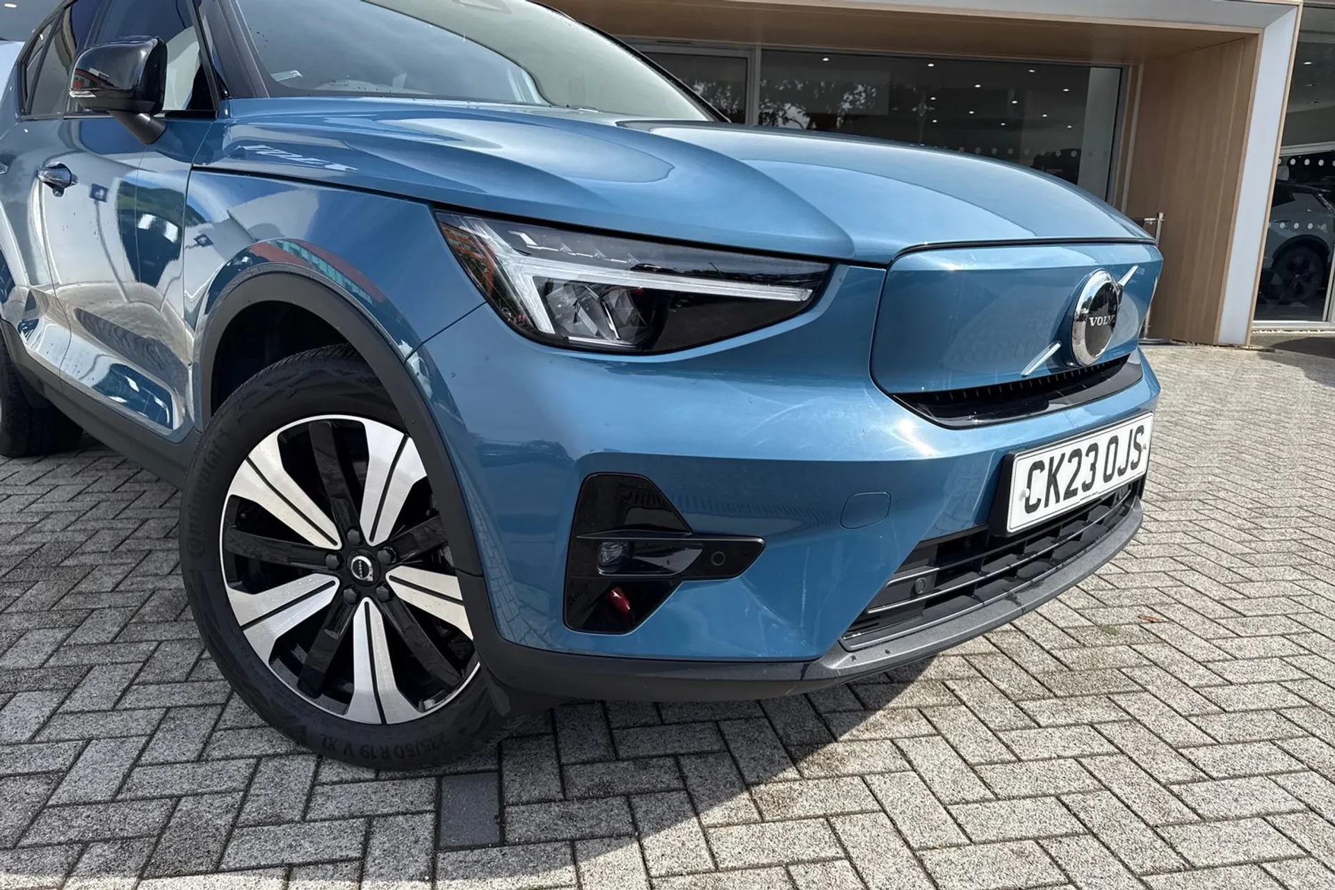 Volvo XC40 thumbnail image number 7