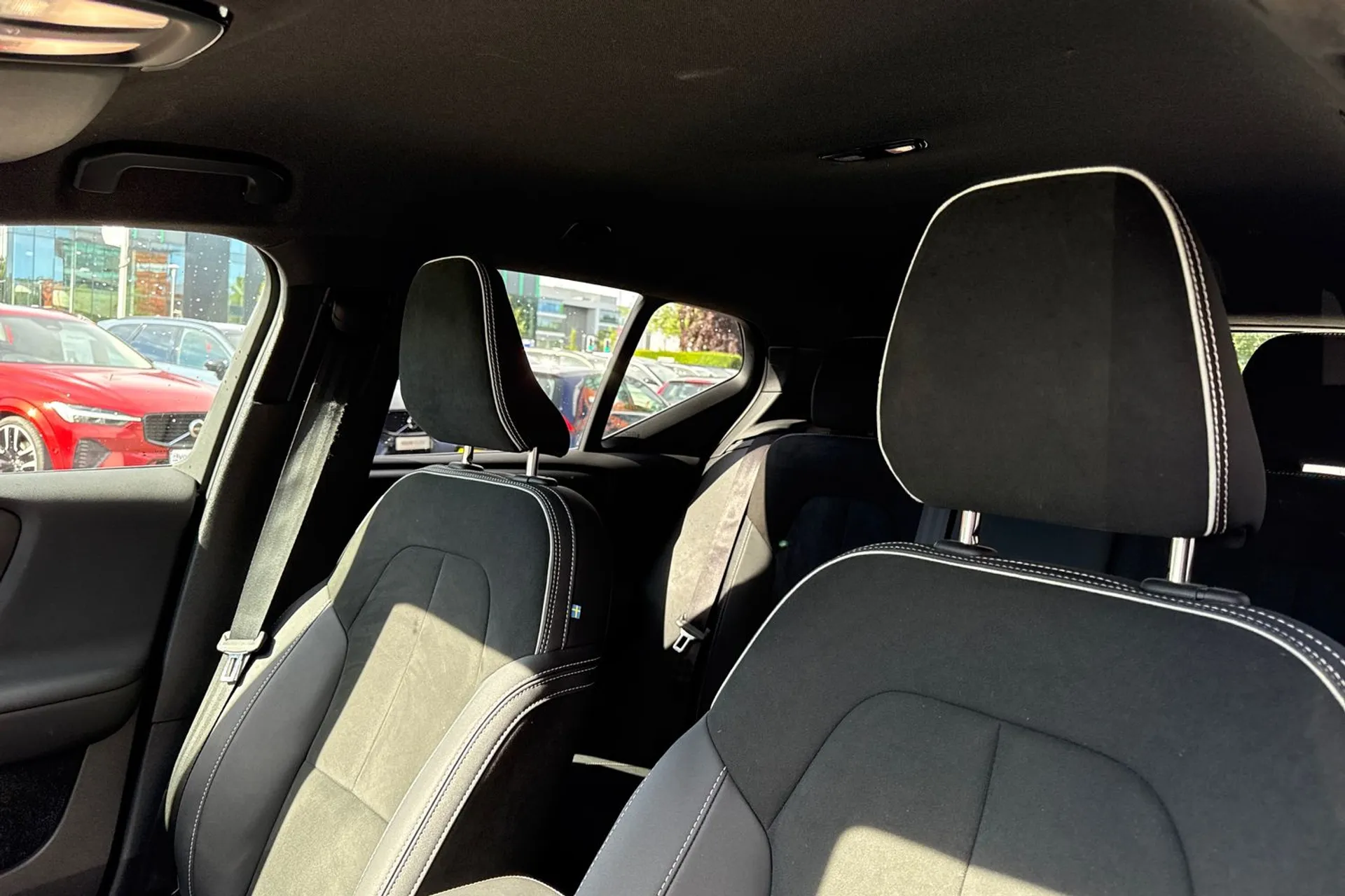 Volvo XC40 thumbnail image number 29