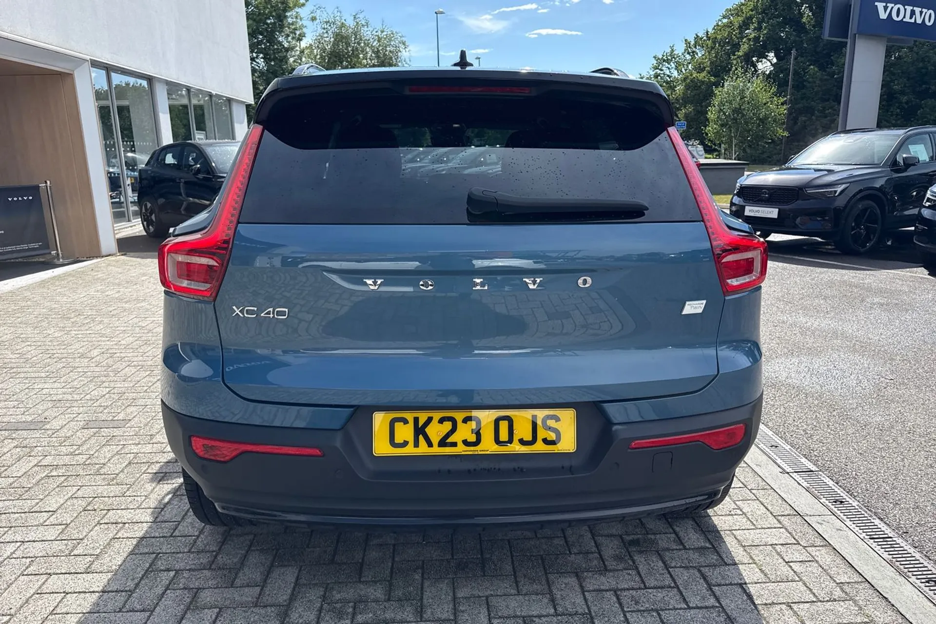 Volvo XC40 thumbnail image number 9