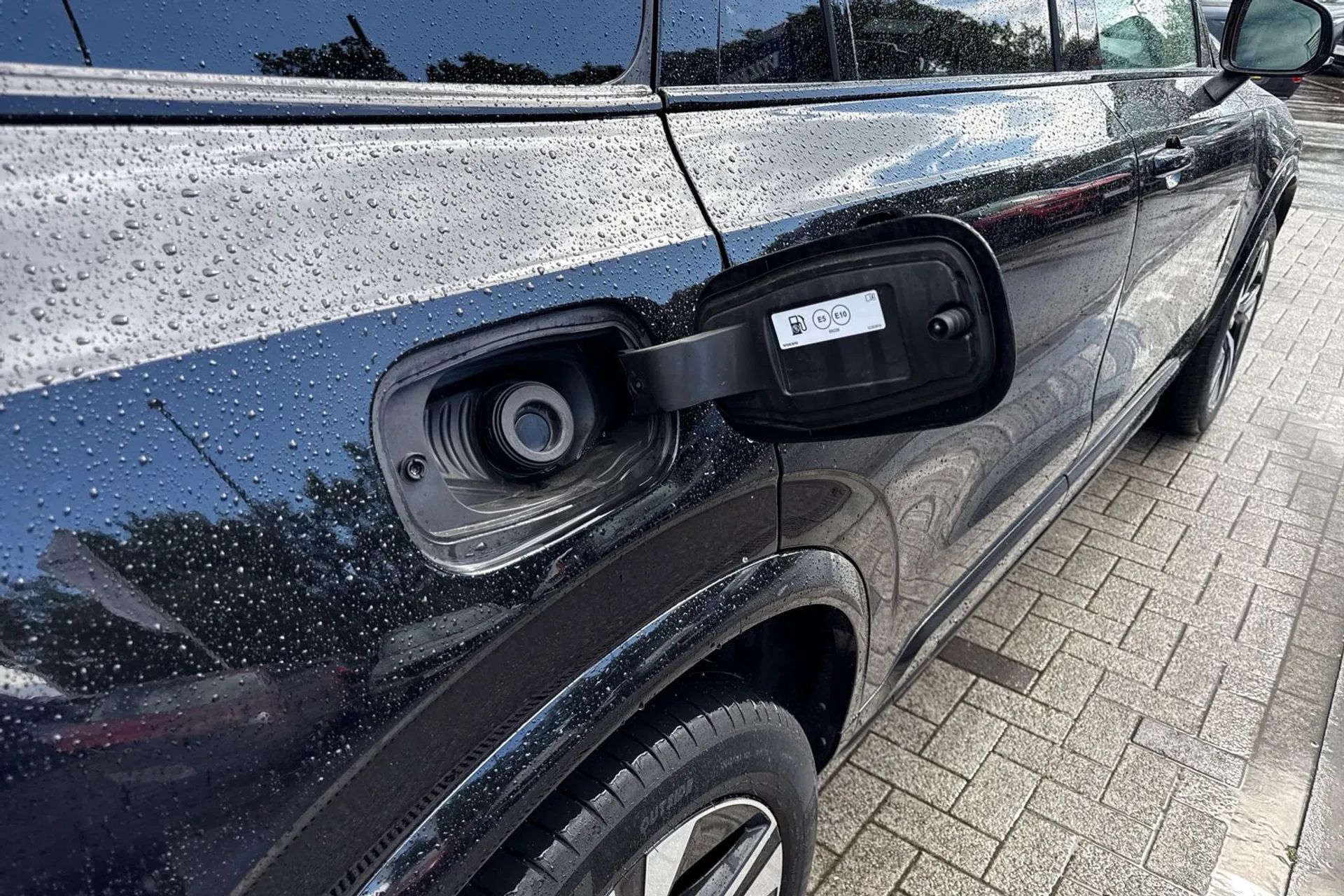 Volvo XC90 thumbnail image number 21