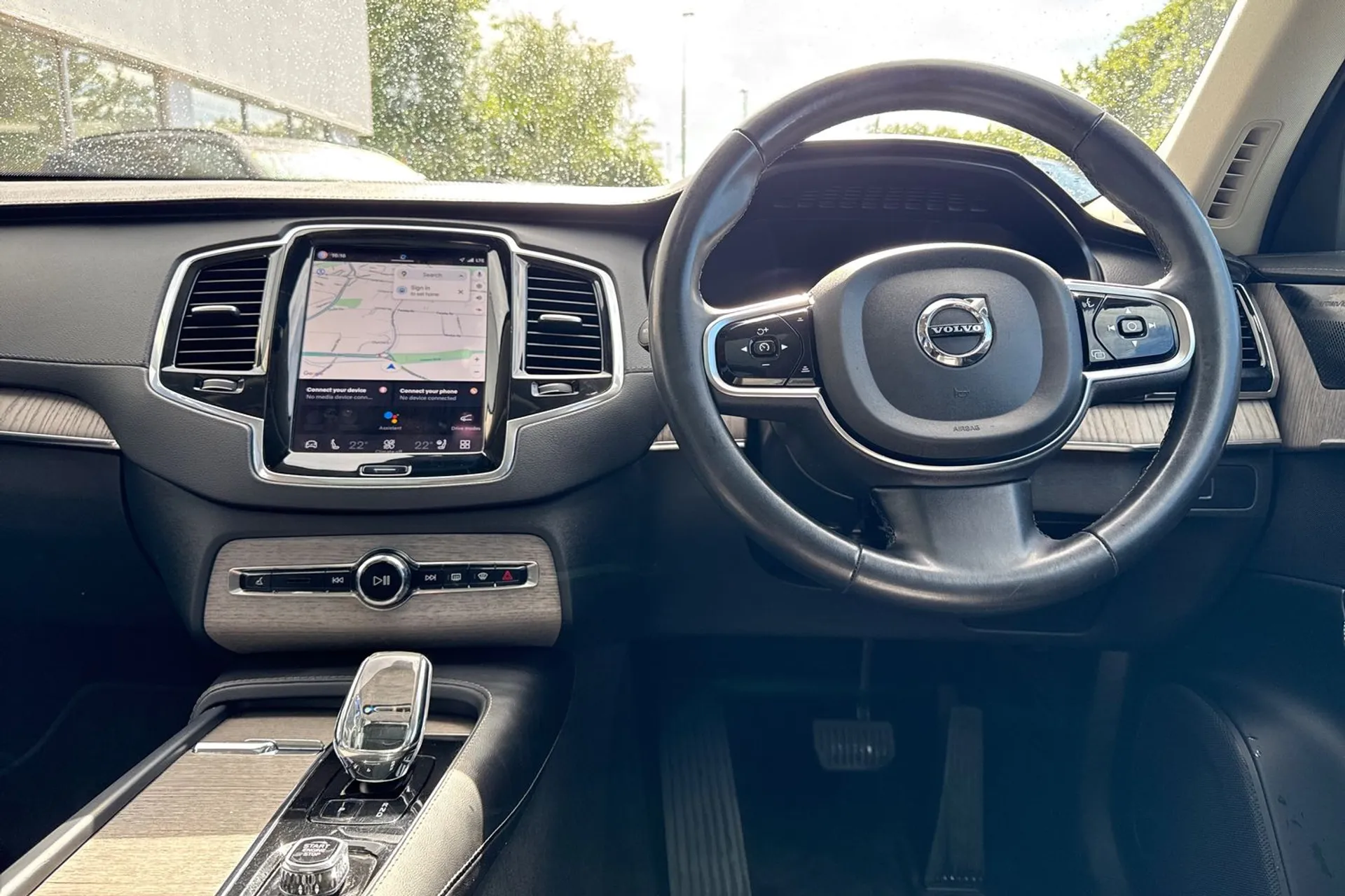 Volvo XC90 thumbnail image number 36
