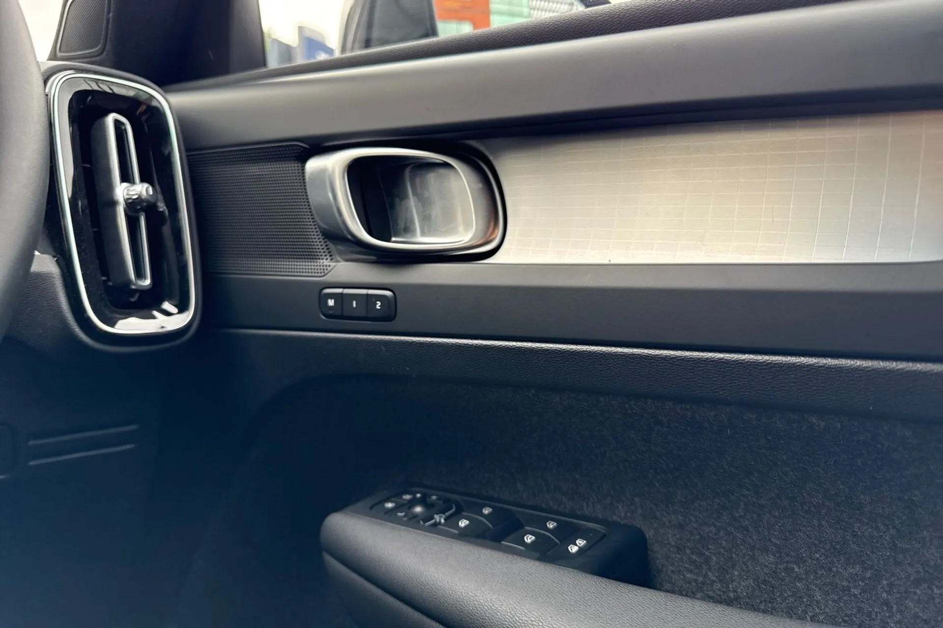 Volvo XC40 thumbnail image number 41