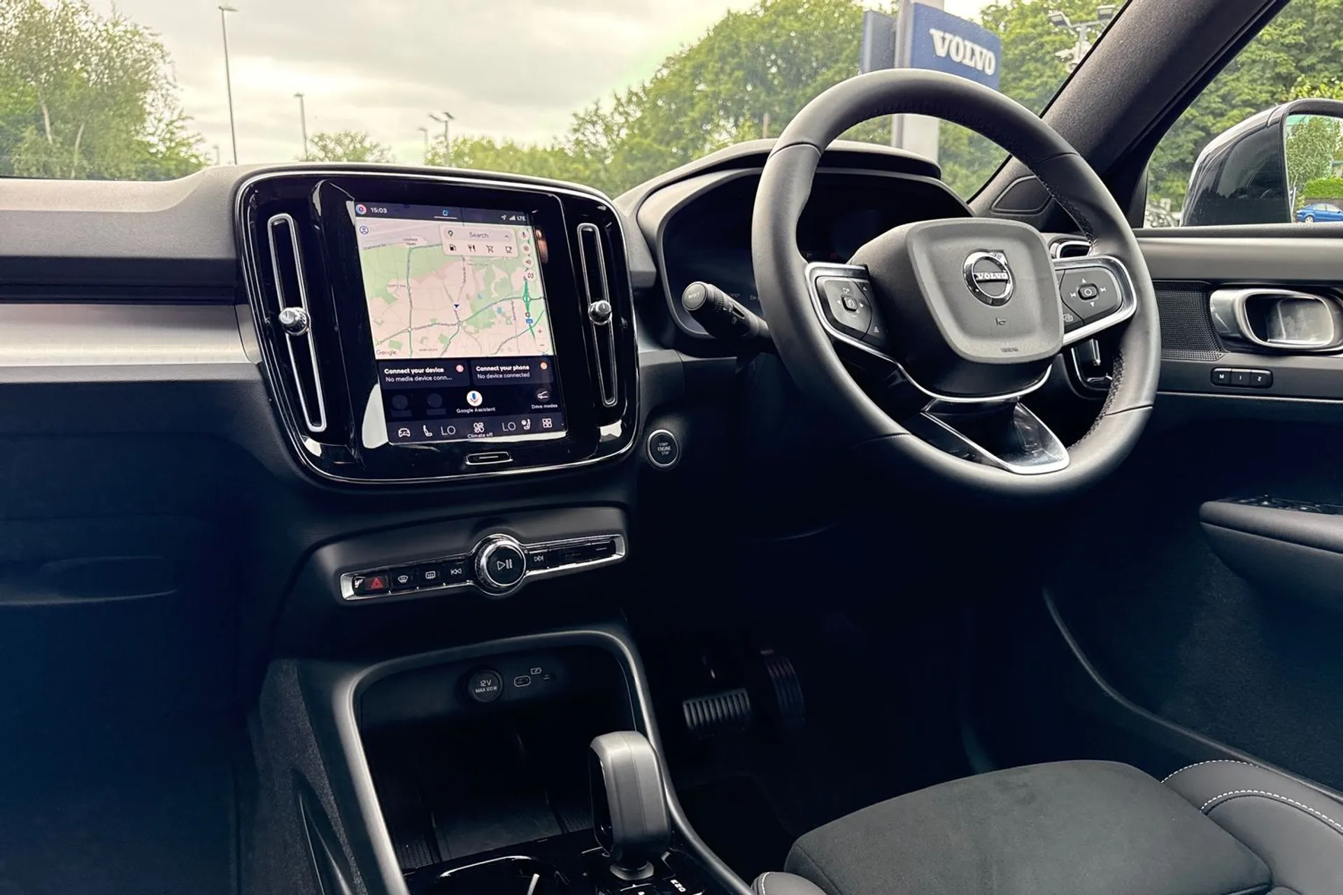 Volvo XC40 thumbnail image number 35
