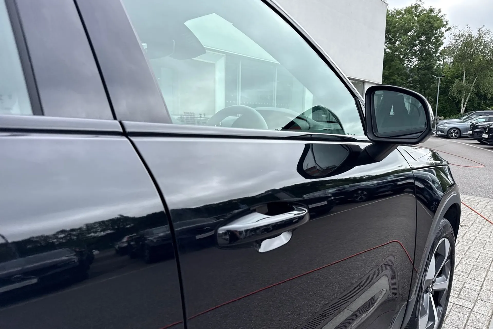 Volvo XC40 thumbnail image number 17