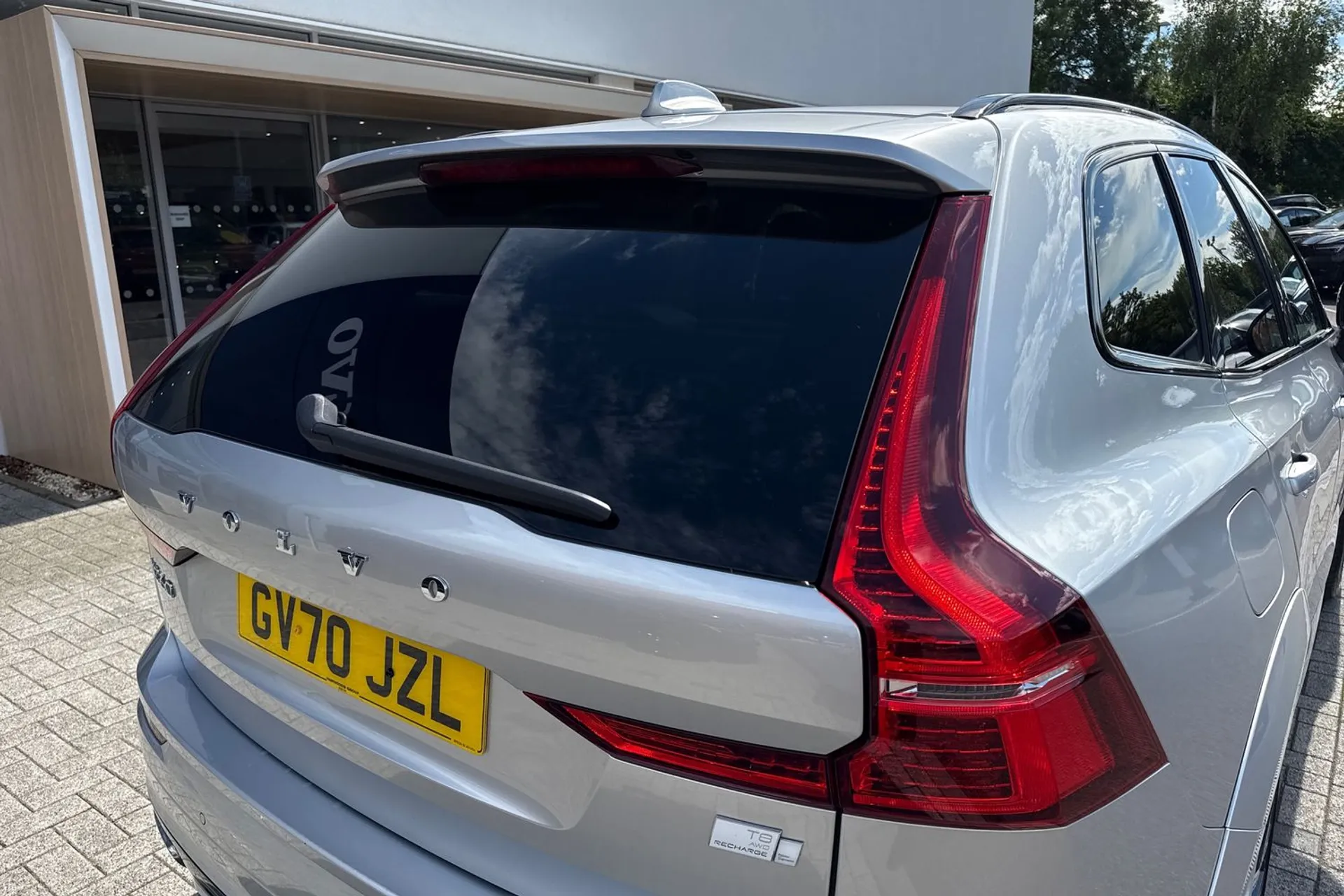 Volvo XC60 thumbnail image number 15