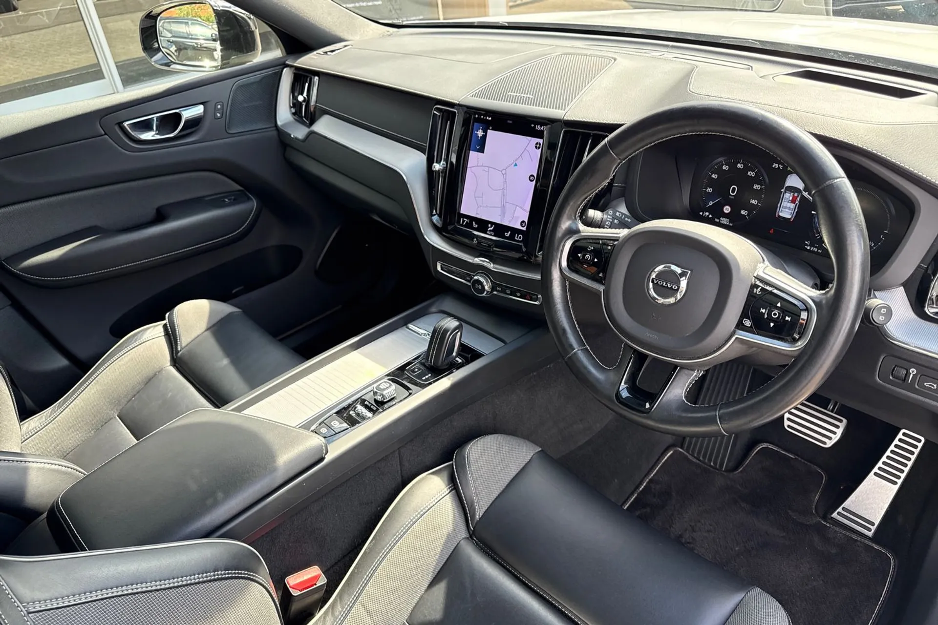 Volvo XC60 thumbnail image number 5