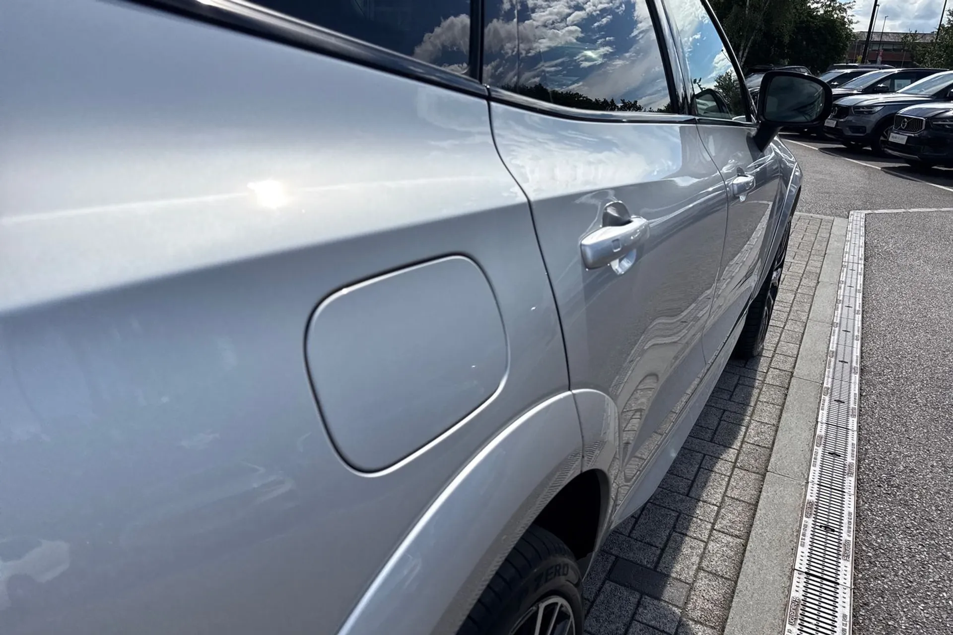 Volvo XC60 thumbnail image number 18