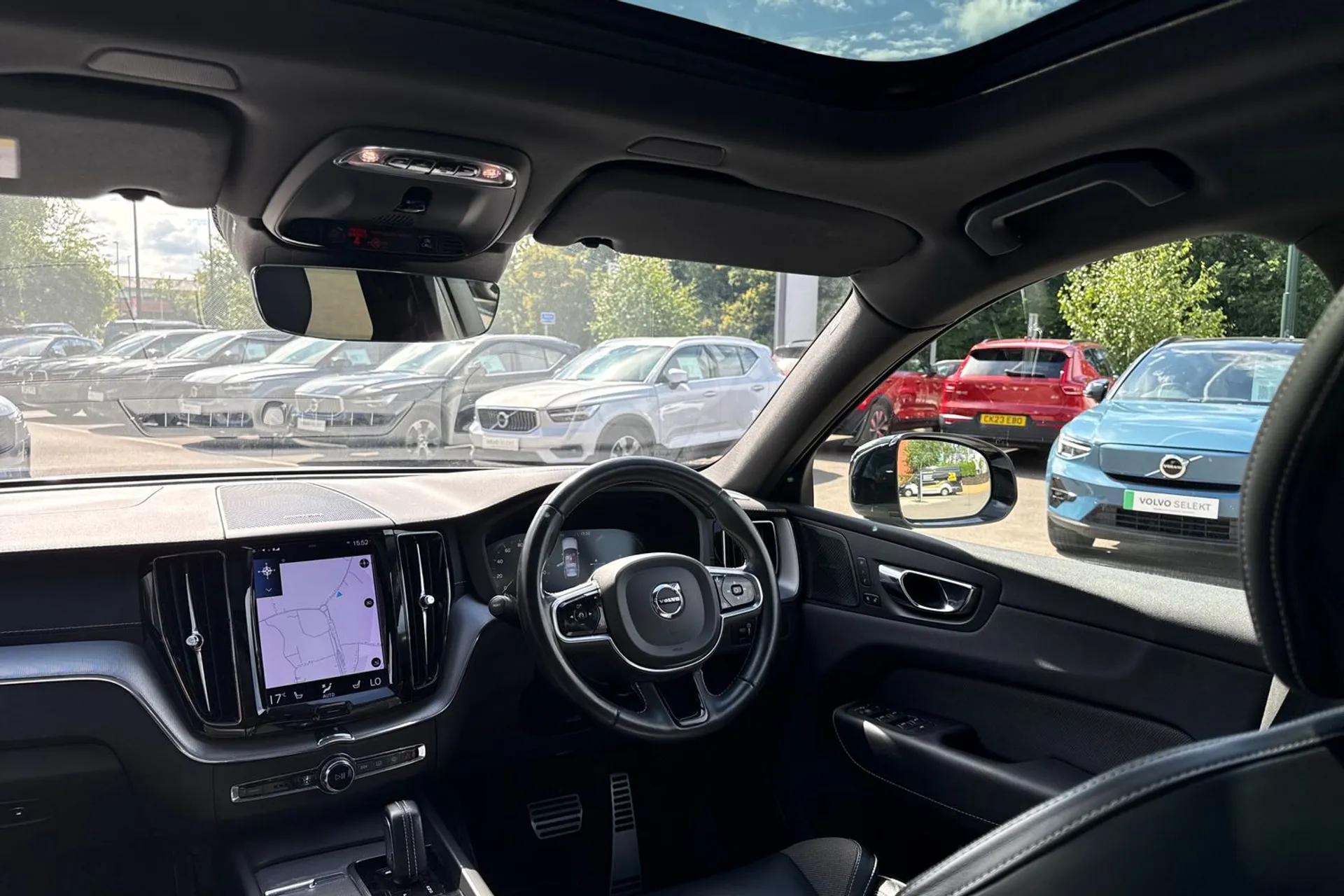 Volvo XC60 thumbnail image number 35