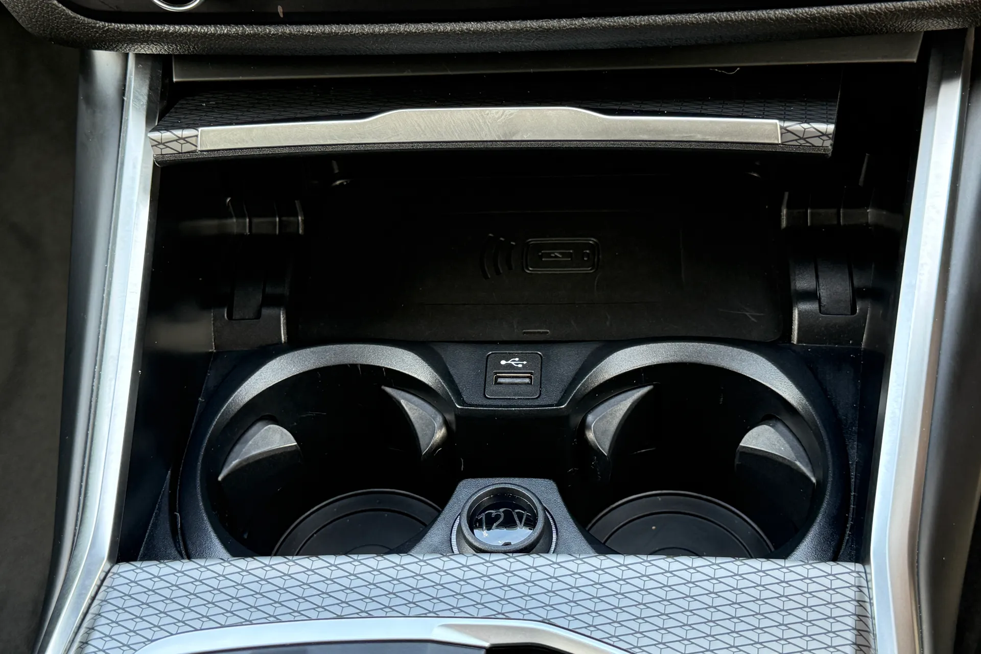 BMW 3 SERIES thumbnail image number 15