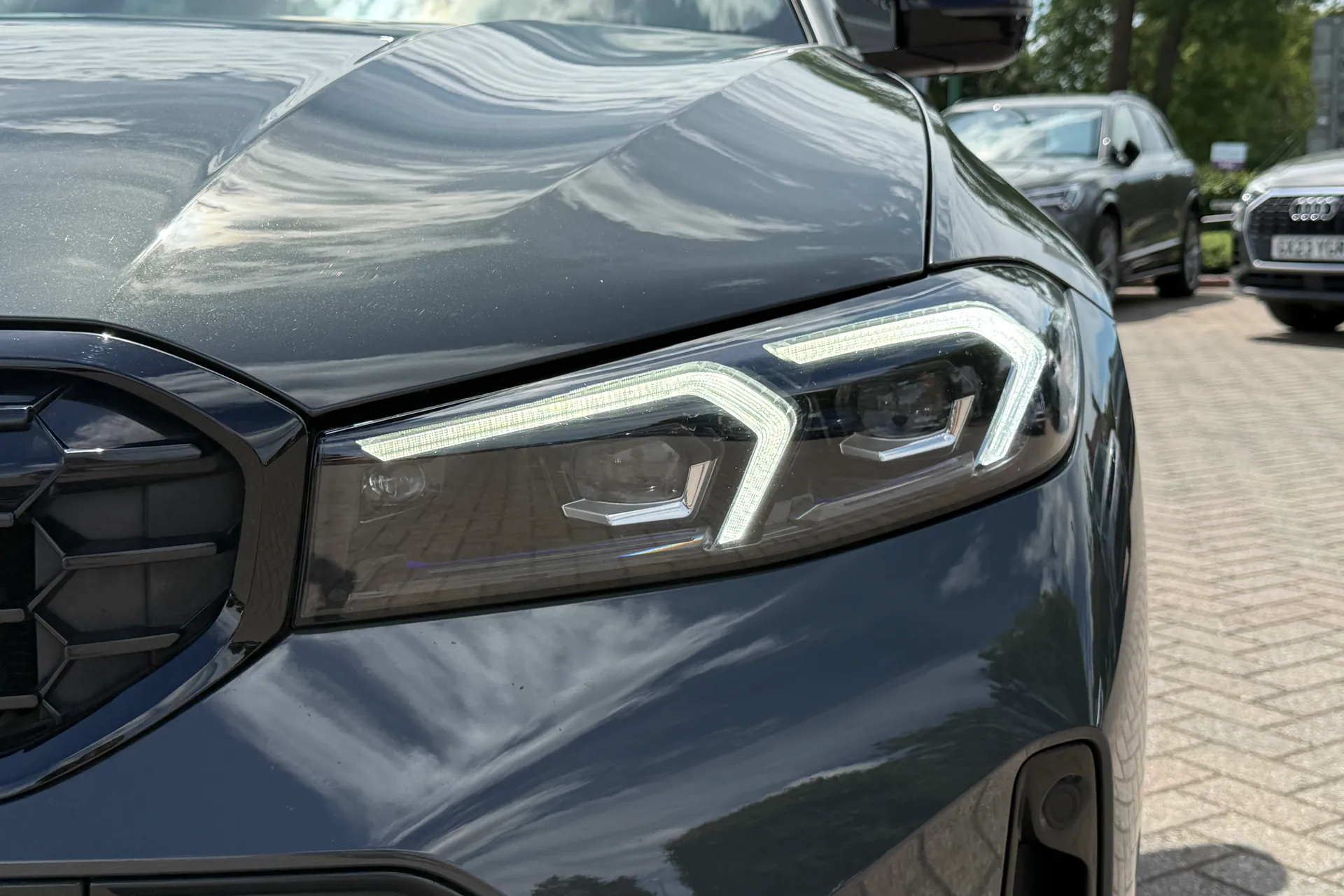 BMW 3 SERIES thumbnail image number 57