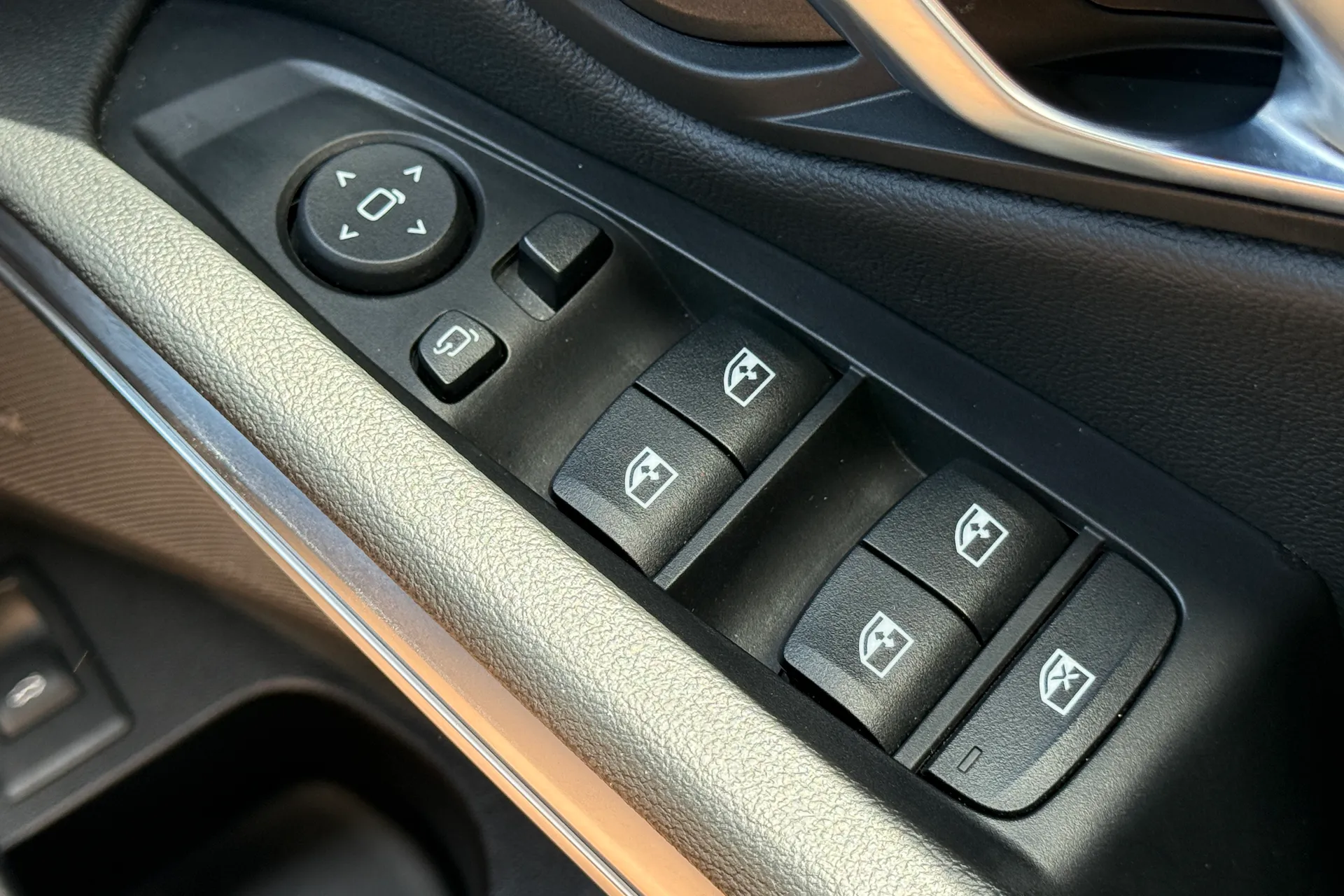 BMW 3 SERIES thumbnail image number 19