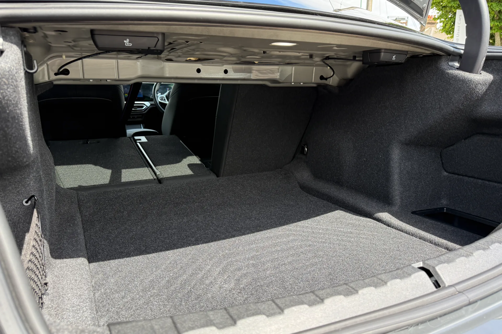 BMW 3 SERIES thumbnail image number 37