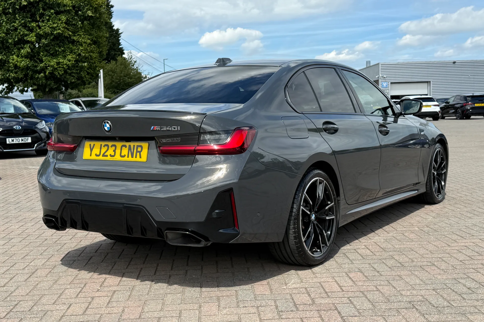 BMW 3 SERIES thumbnail image number 33