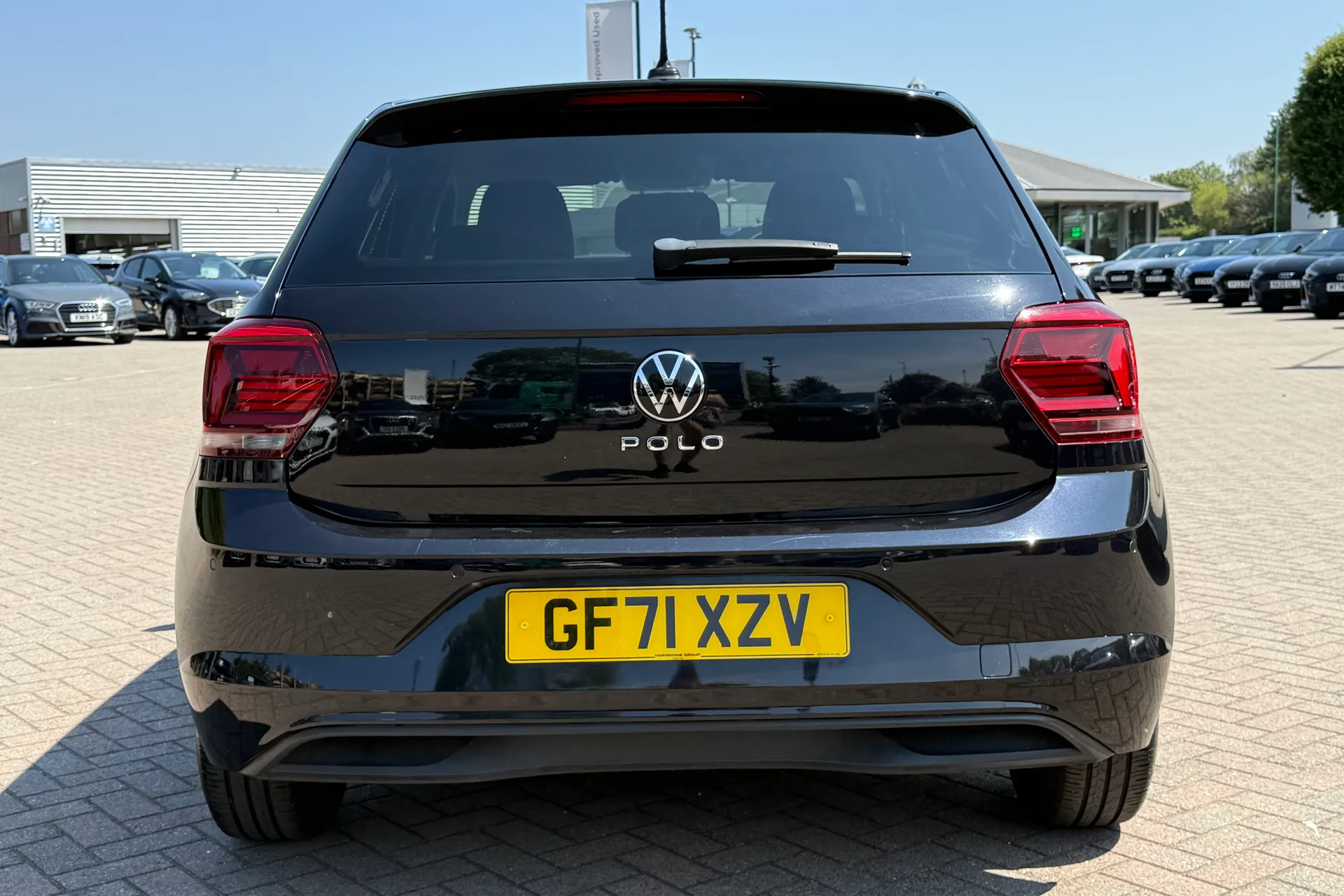 VOLKSWAGEN POLO thumbnail image number 27