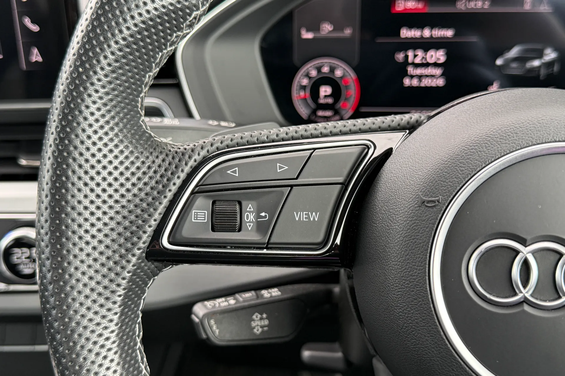 Audi A5 thumbnail image number 34