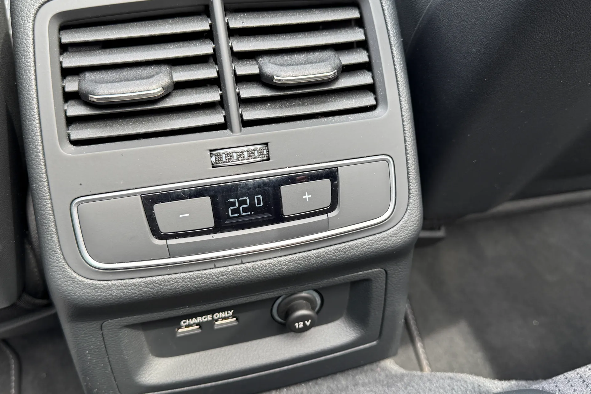 Audi A5 thumbnail image number 44