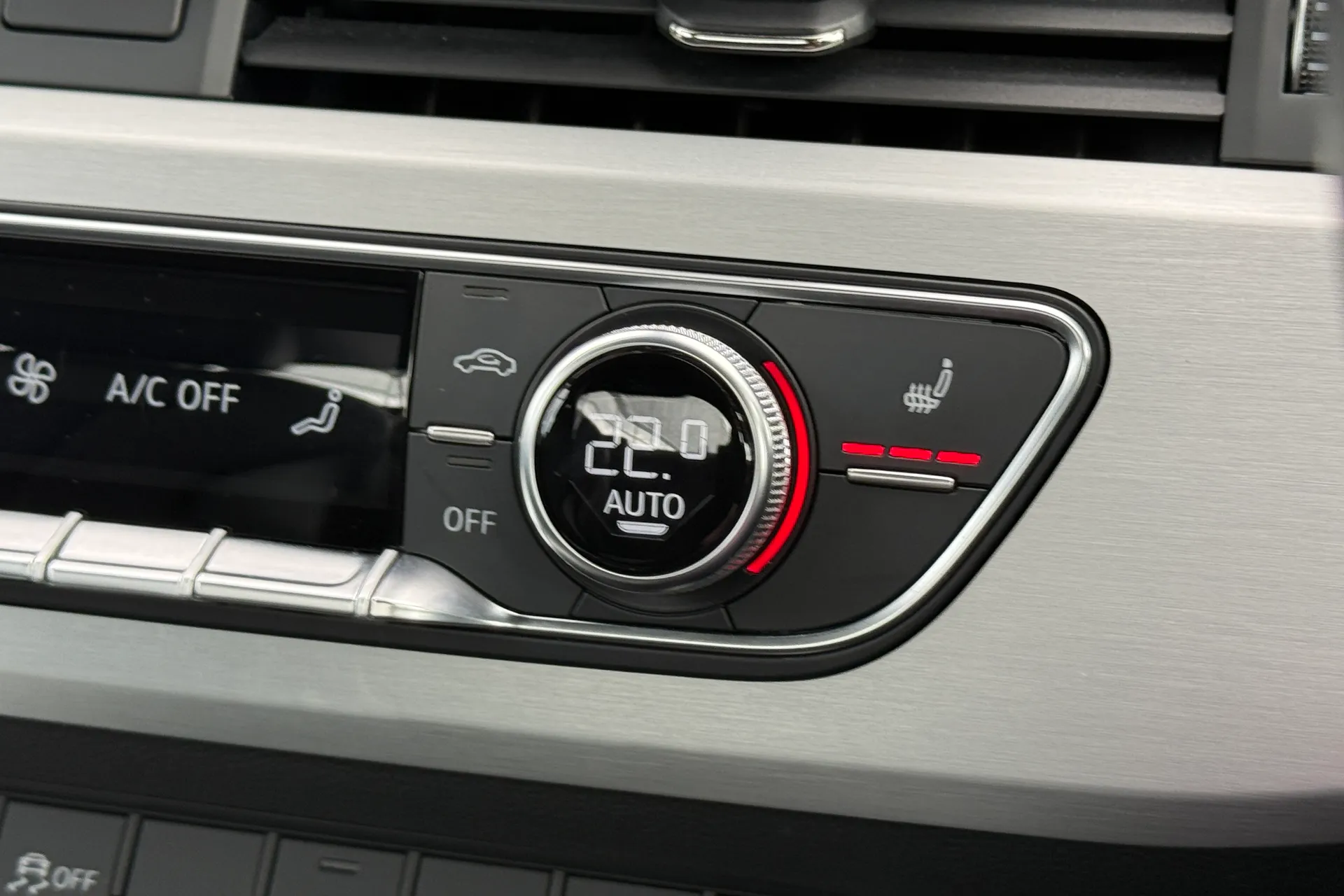 Audi A5 thumbnail image number 32