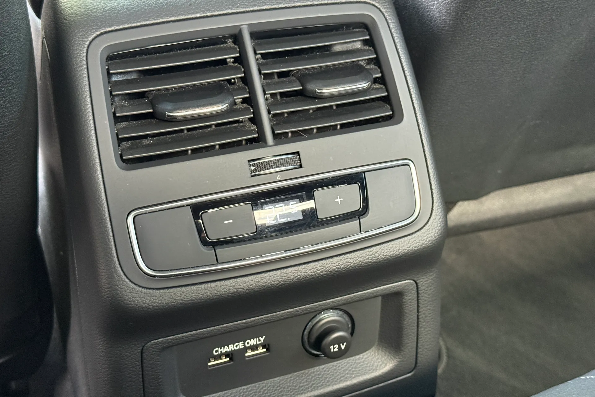 Audi A5 thumbnail image number 36