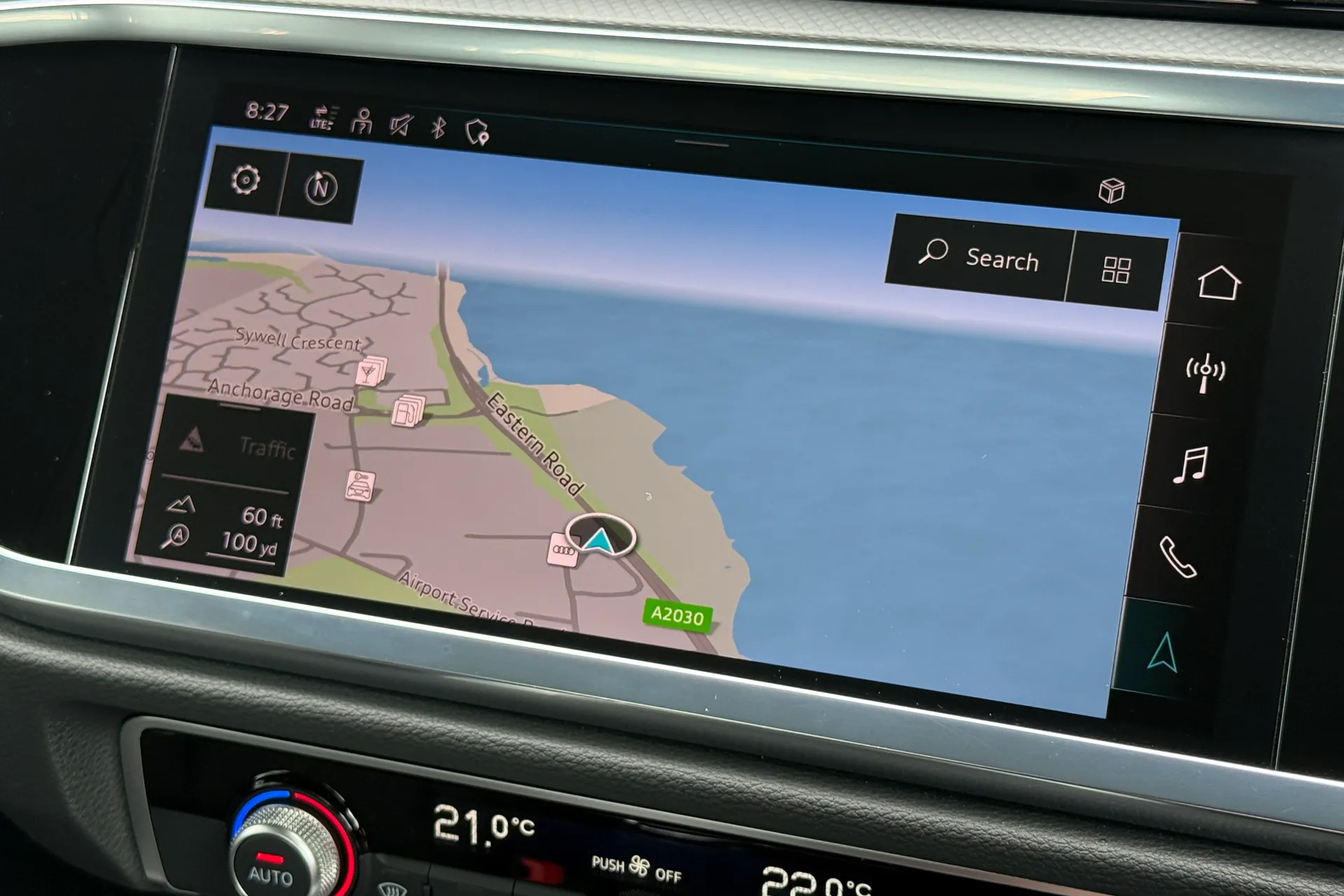 Audi Q3 thumbnail image number 36