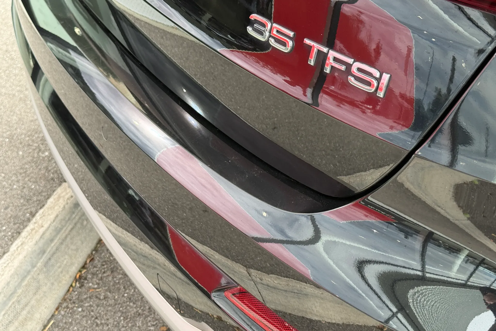 Audi Q3 thumbnail image number 28
