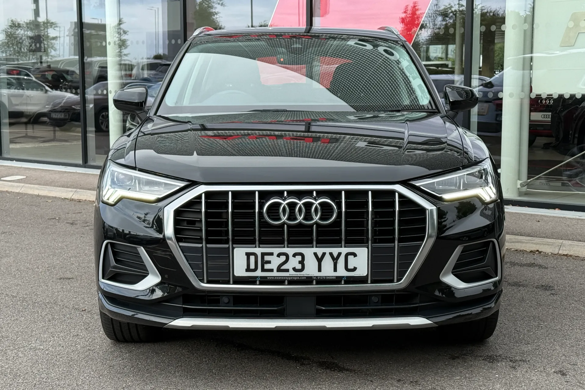 Audi Q3 thumbnail image number 6